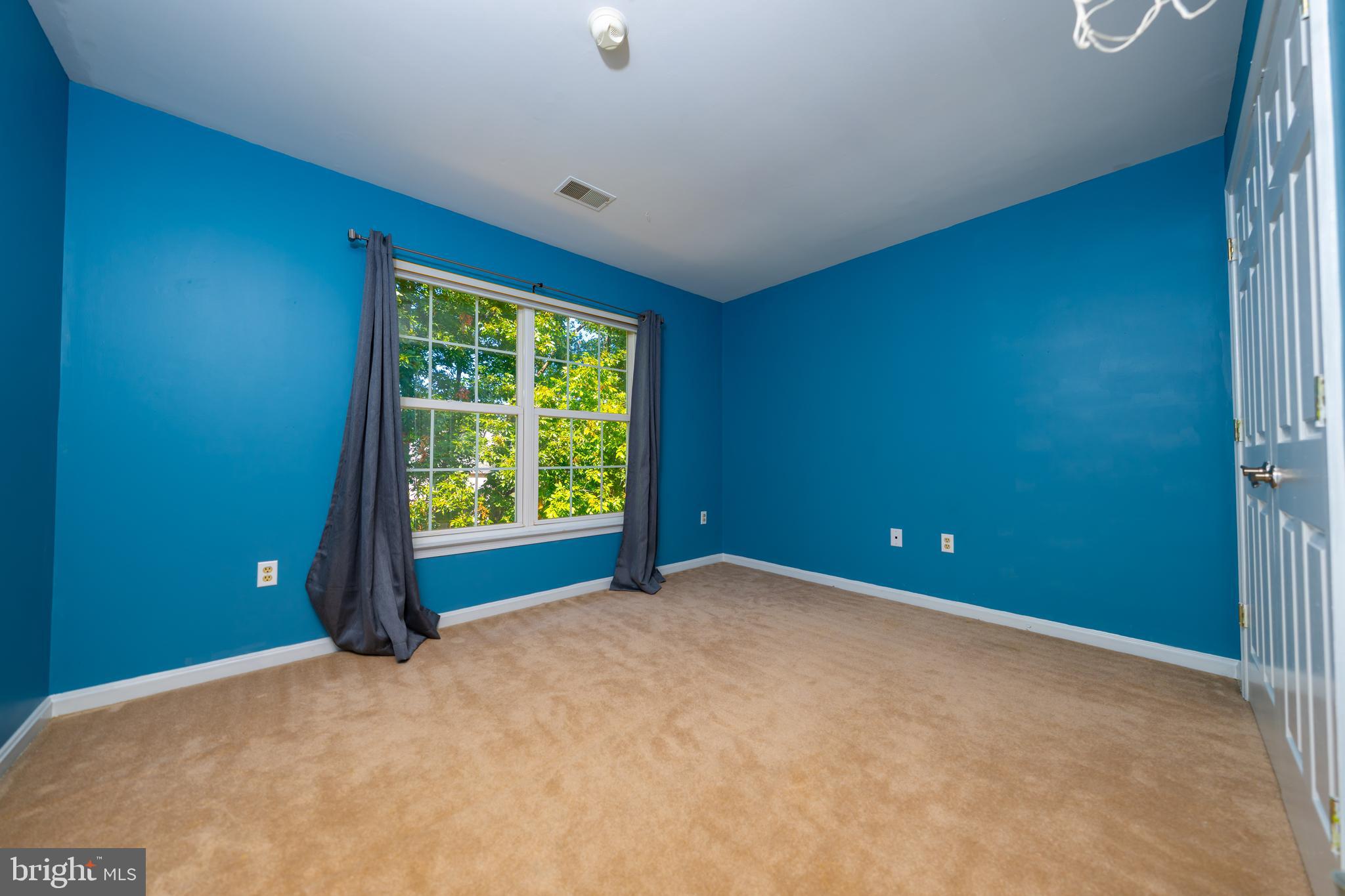 WELLINGTON/CLOVERHILL - Residential