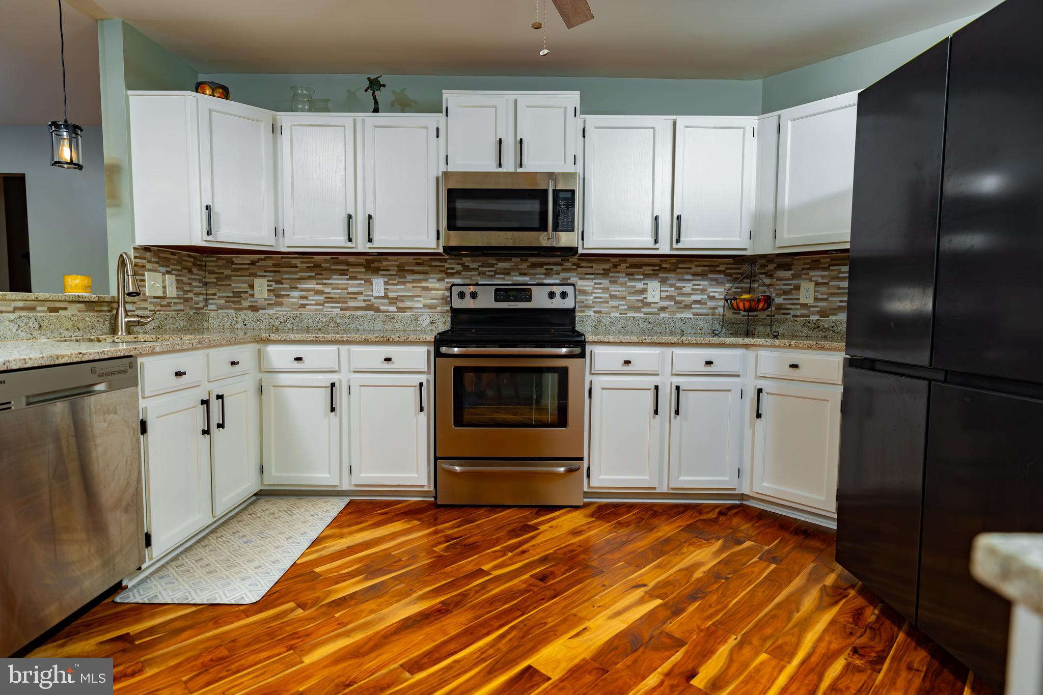 WELLINGTON/CLOVERHILL - Residential