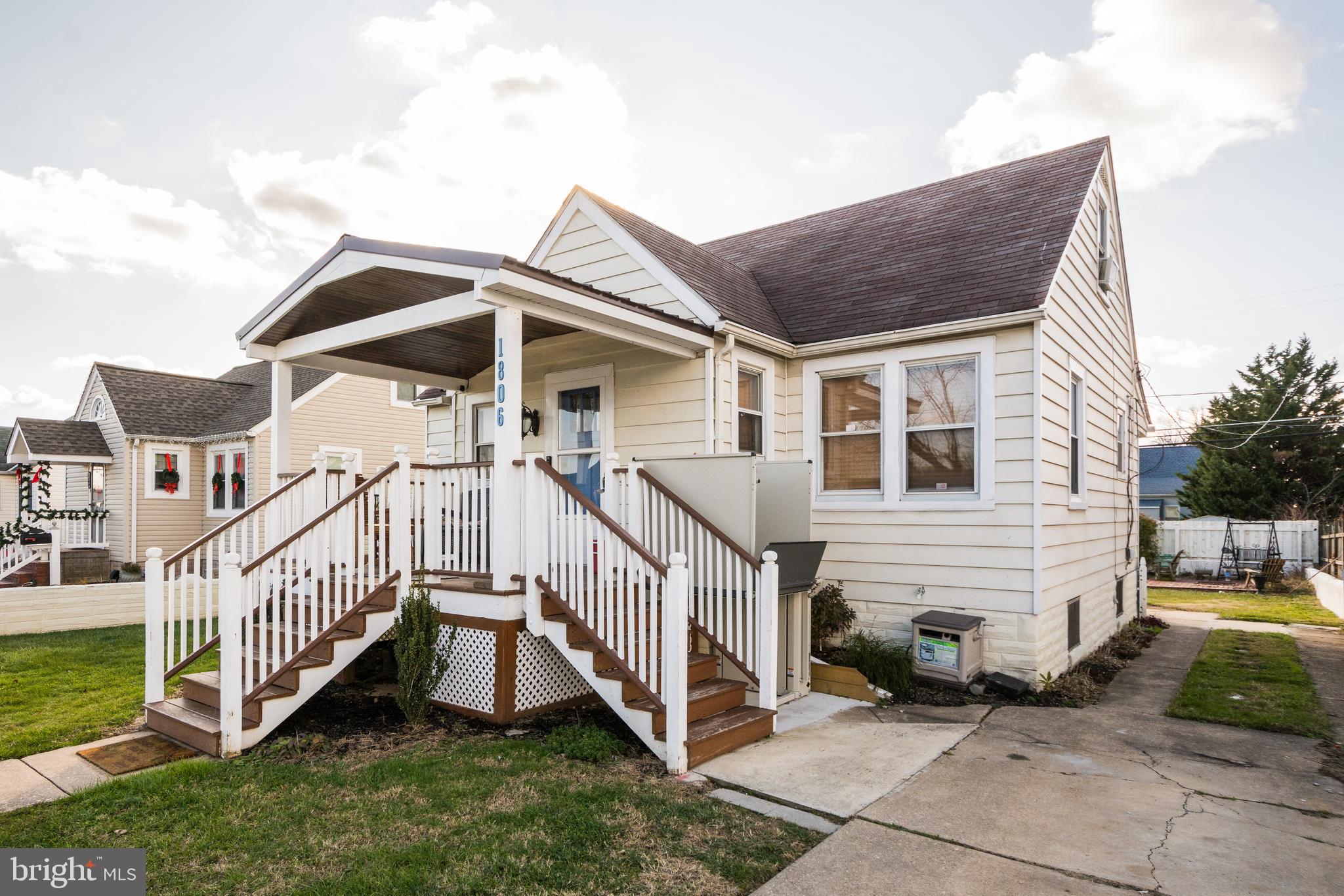 HOLABIRD PARK - Residential