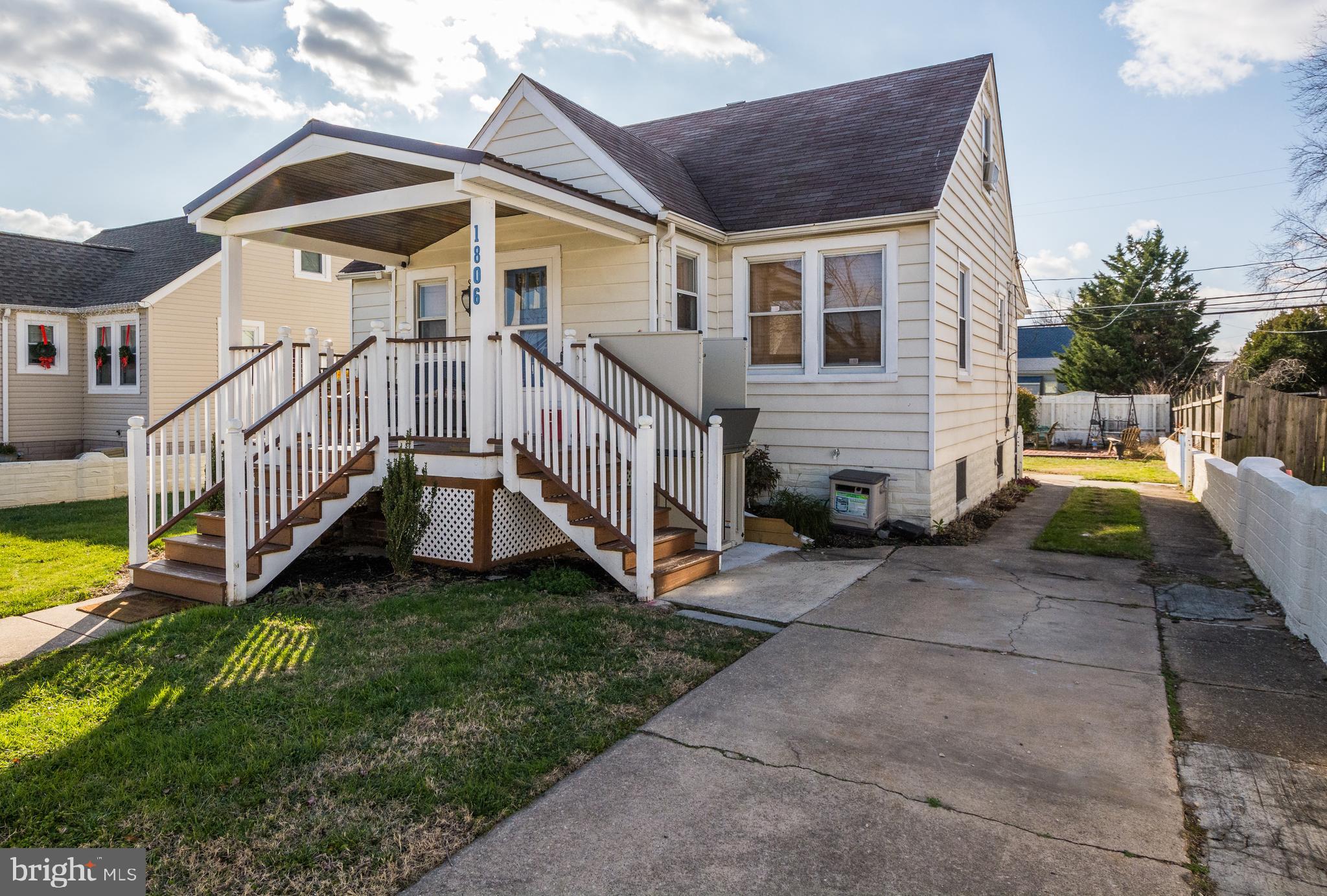 HOLABIRD PARK - Residential