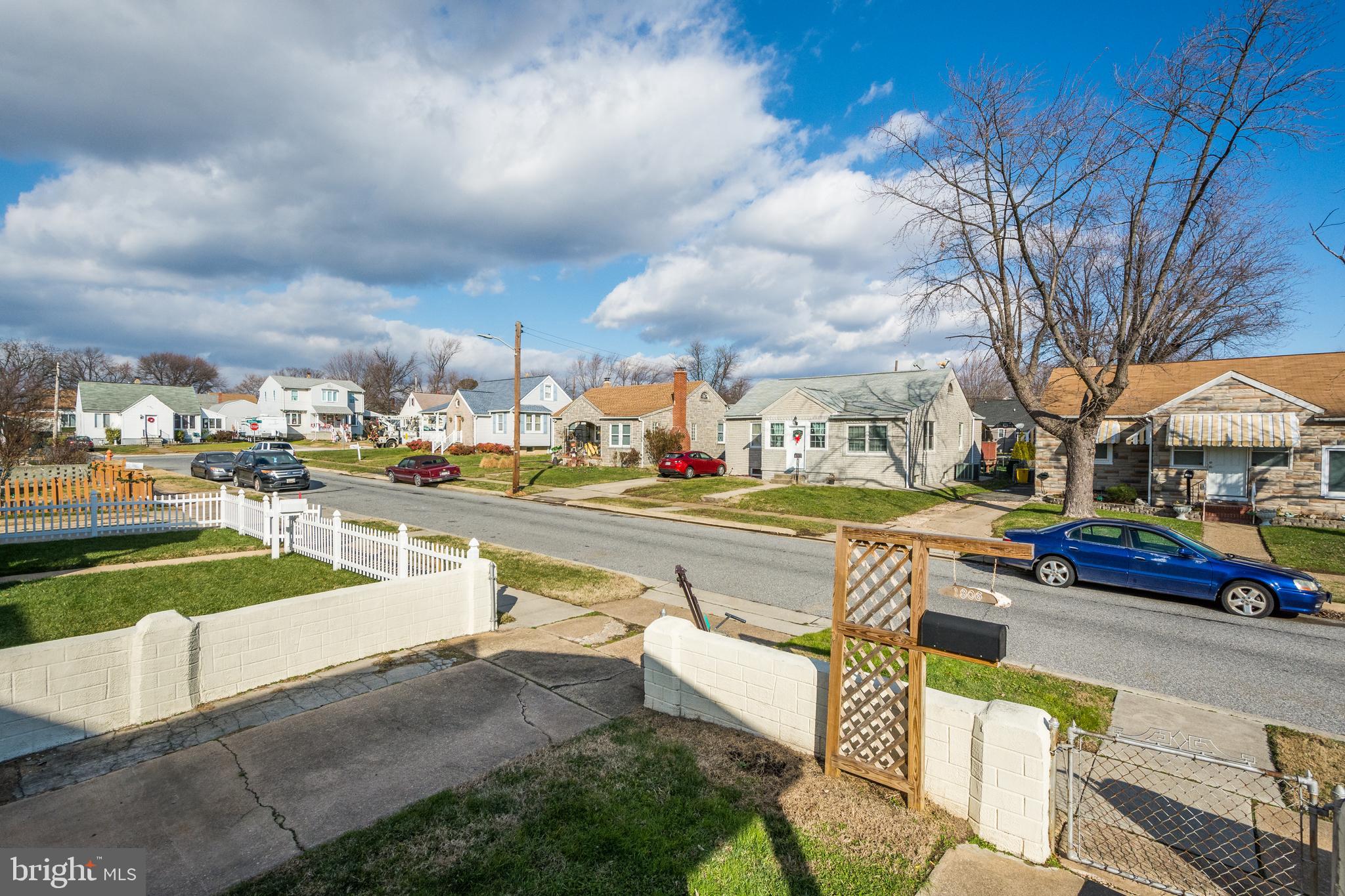 HOLABIRD PARK - Residential