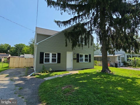 Homes For Sale - 39 Maplewood Avenue<br/> Salem County, CARNEYS POINT, NJ 08069