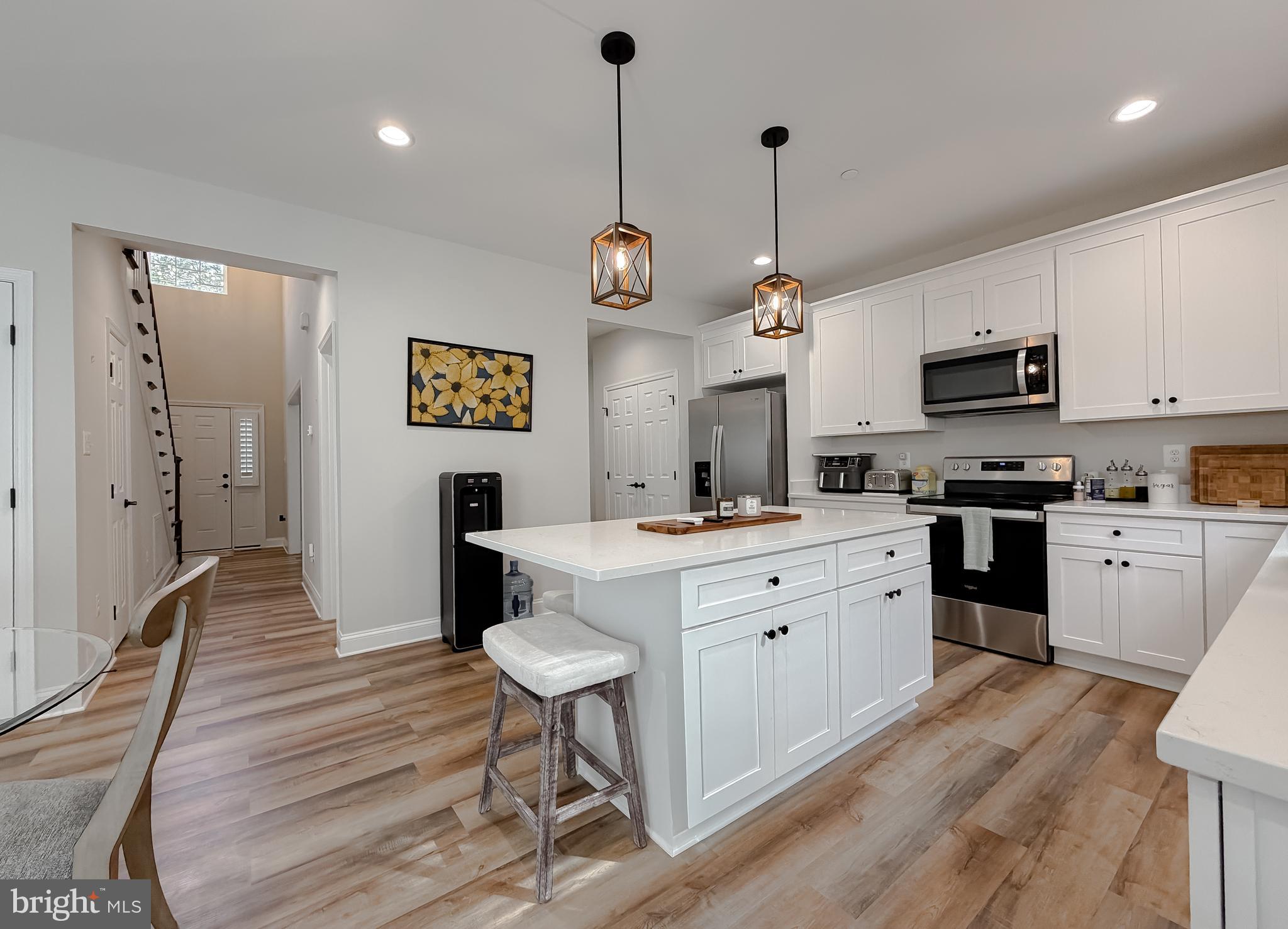 MAPLE RUN - Residential