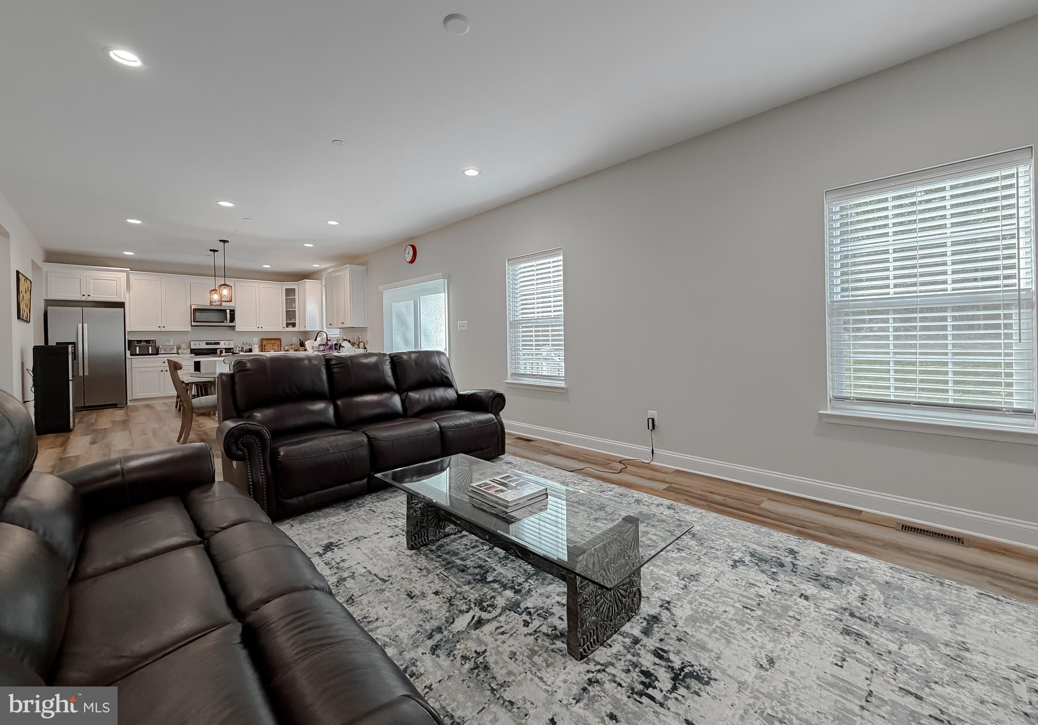 MAPLE RUN - Residential