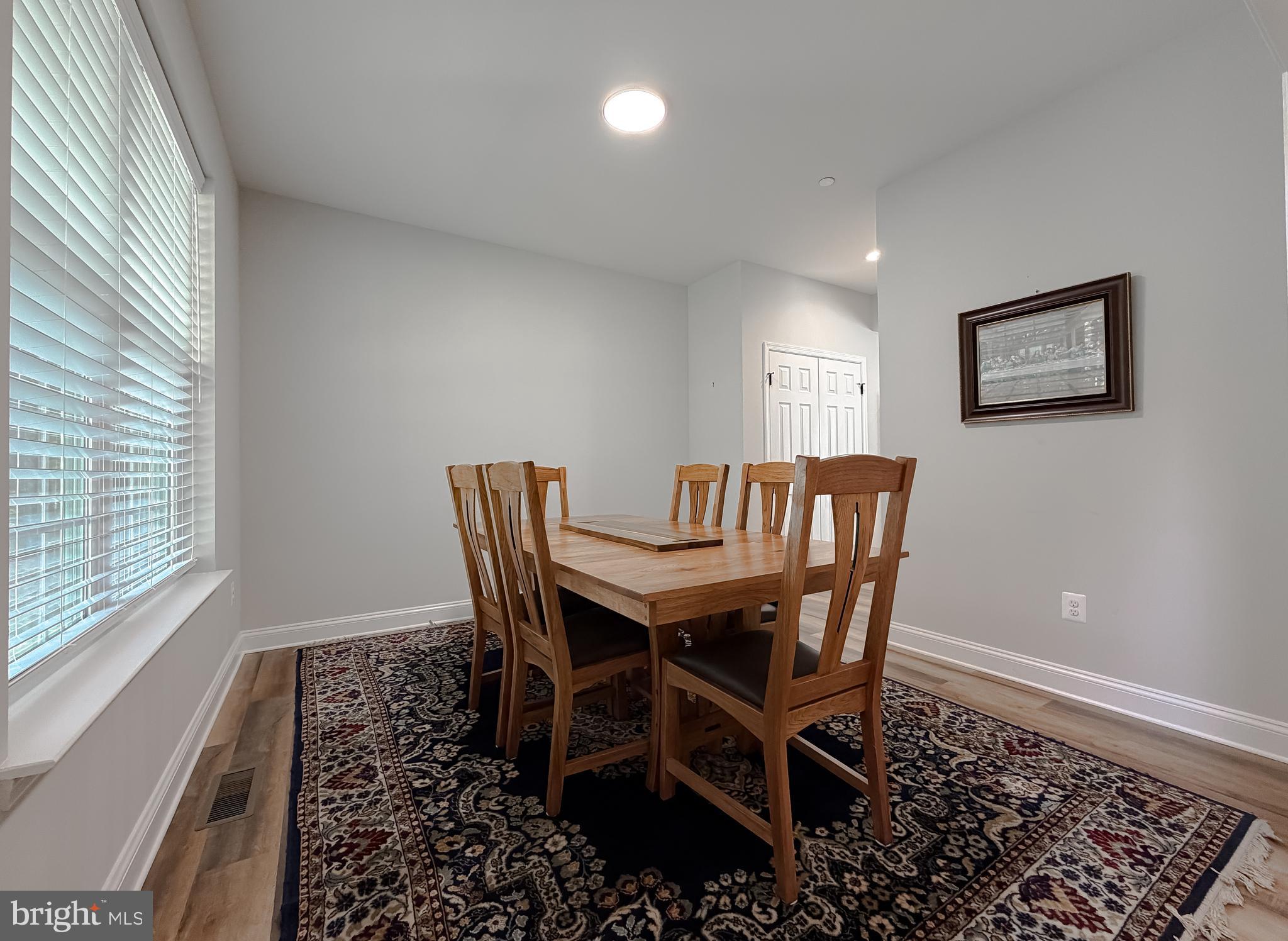 MAPLE RUN - Residential