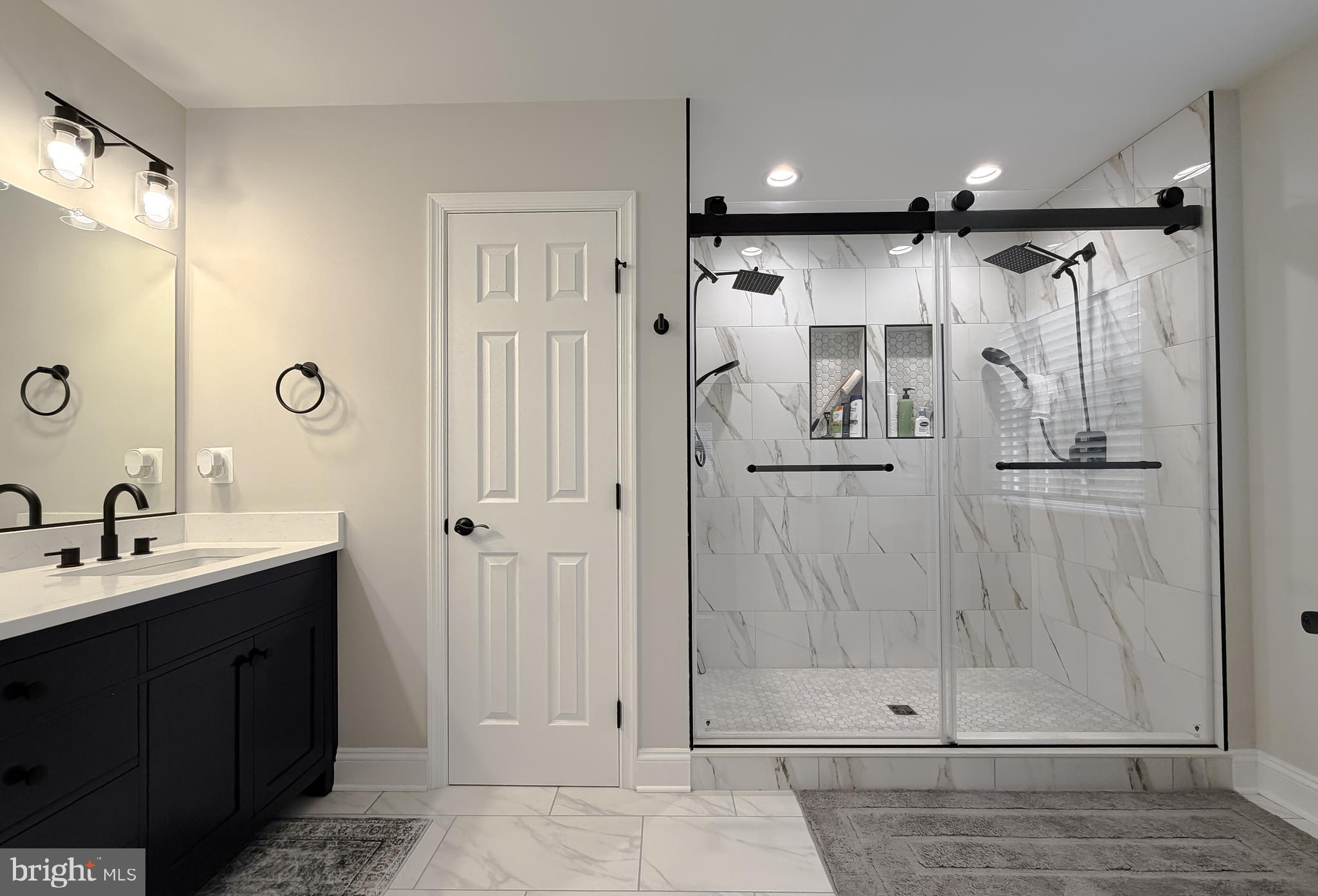 MAPLE RUN - Residential