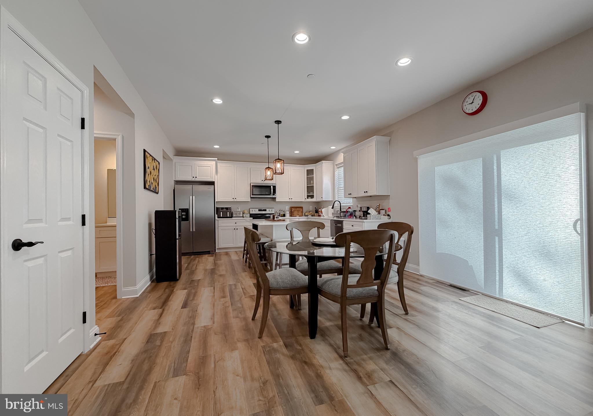 MAPLE RUN - Residential