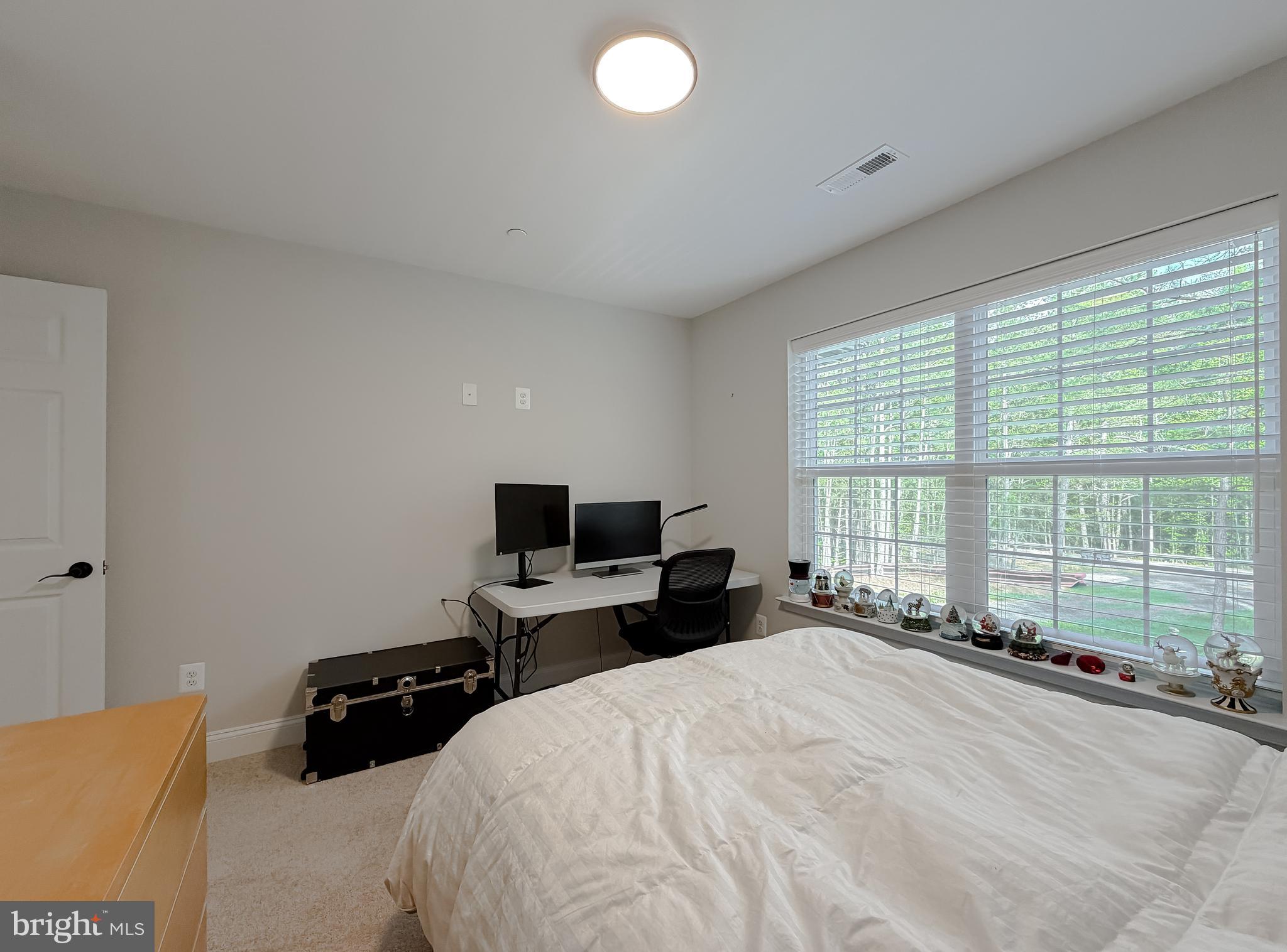 MAPLE RUN - Residential