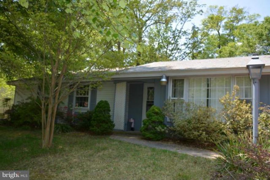 BEAUTIFUL RAMBLER. MAIN LEVEL LIVING ALL ON ONE FLOOR, 3 BEDROOMS & 2 BATHS. QUIET NEIGHBORHOOD IN NORTHERNMOST AREA OF WALDORF FOR EASY COMMUTE. BIG FENCED BACK YARD WITH STORAGE SHED. GARAGE HAS BEEN CONVERTED INTO A FAMILY/REC ROOM. ROOF (2010) FURNACE (2008) BEST VALUE IN PINEFIELD.