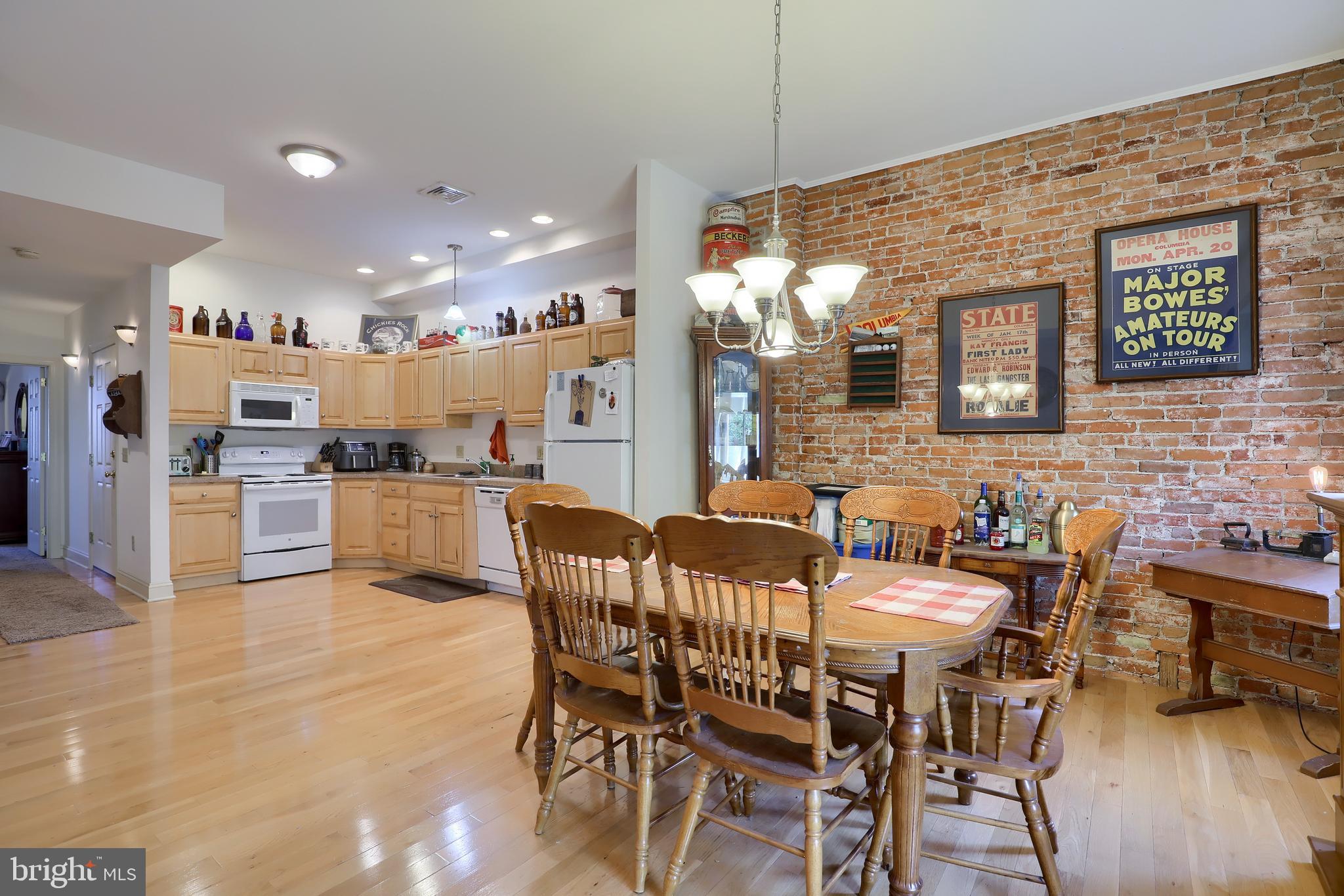 COLUMBIA BOROUGH - Commercial Sale