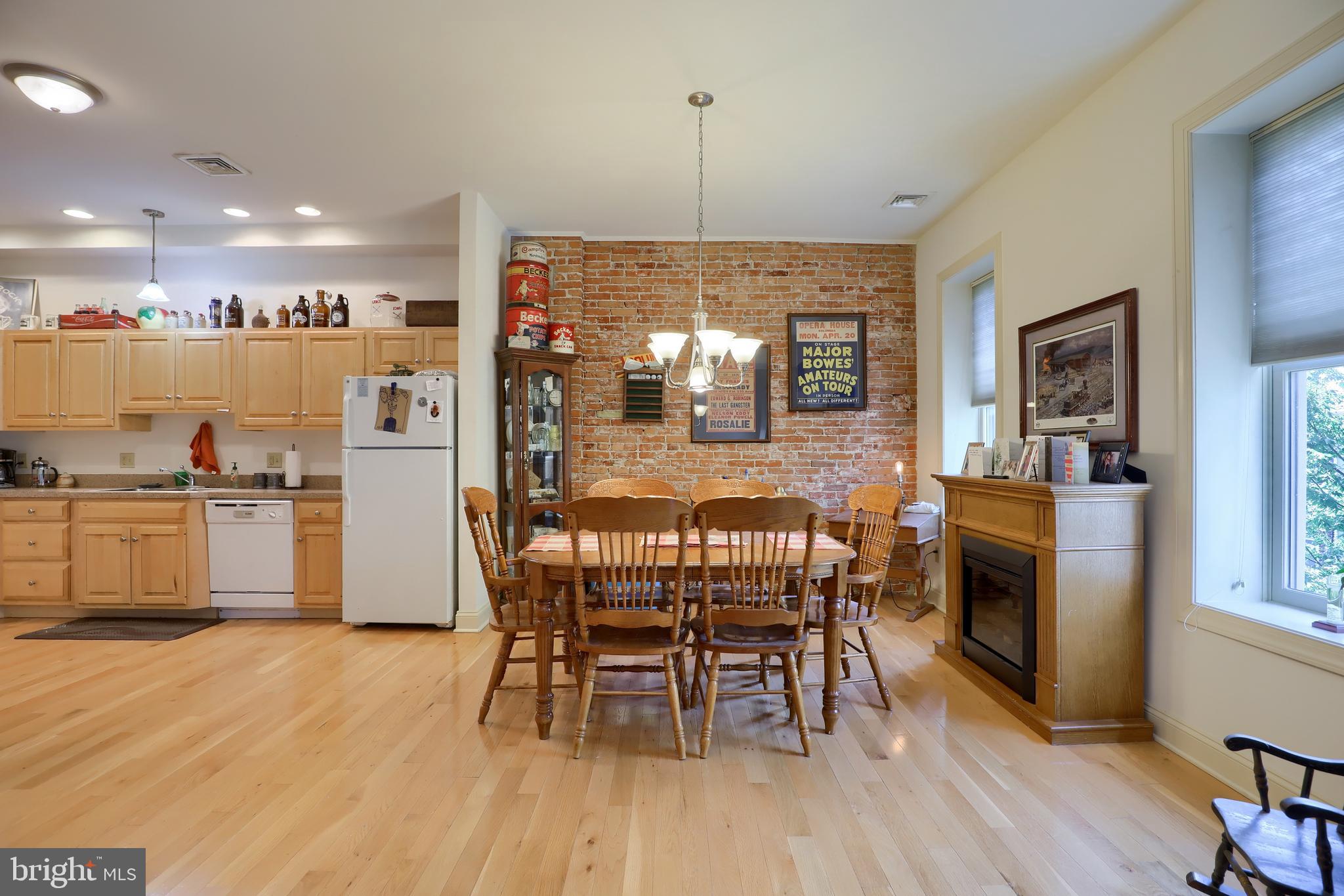 COLUMBIA BOROUGH - Commercial Sale