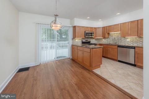 111 WESLEY AVENUE