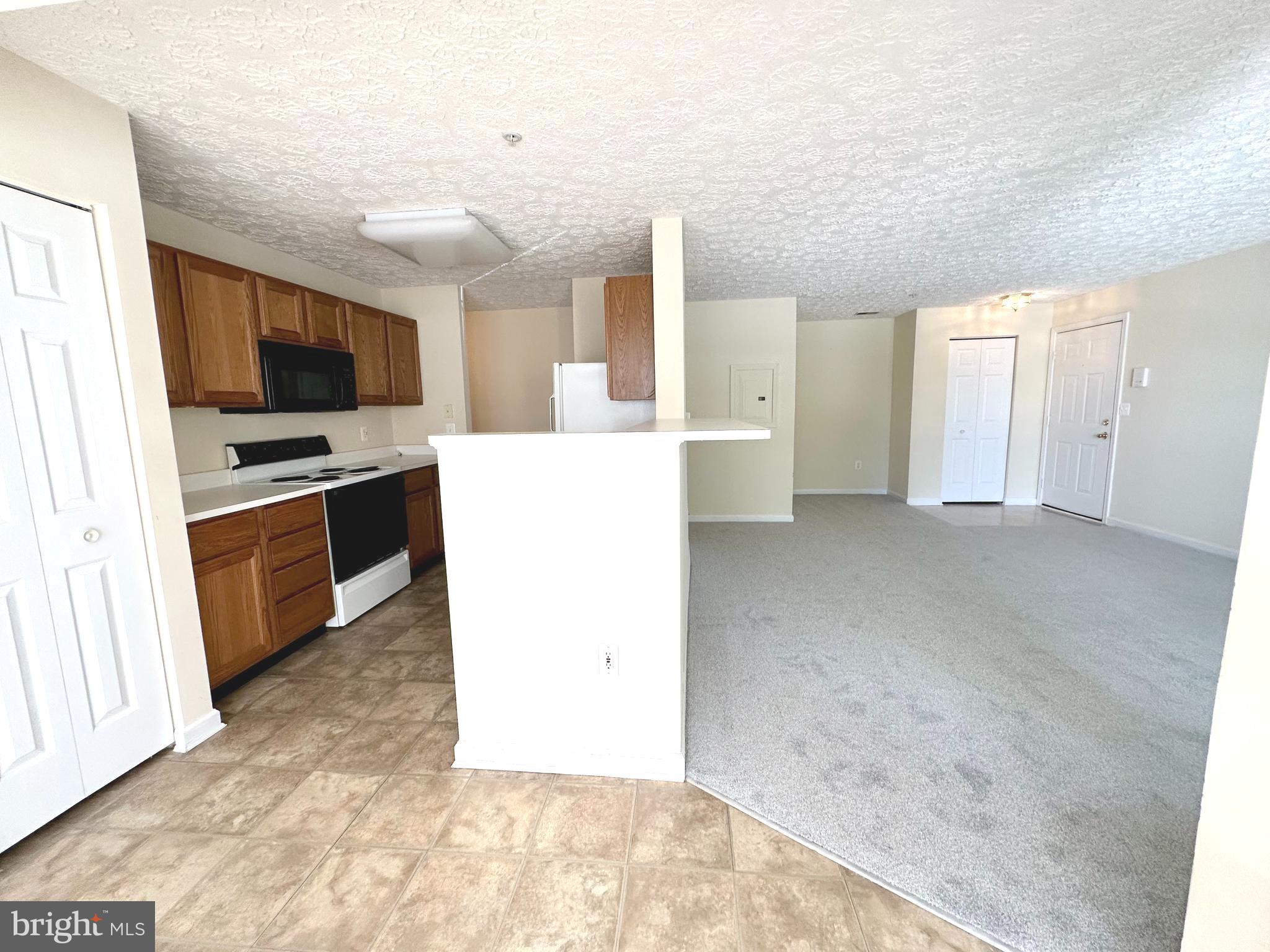 DEVONSHIRE AT WHITEMARSH - Residential Lease