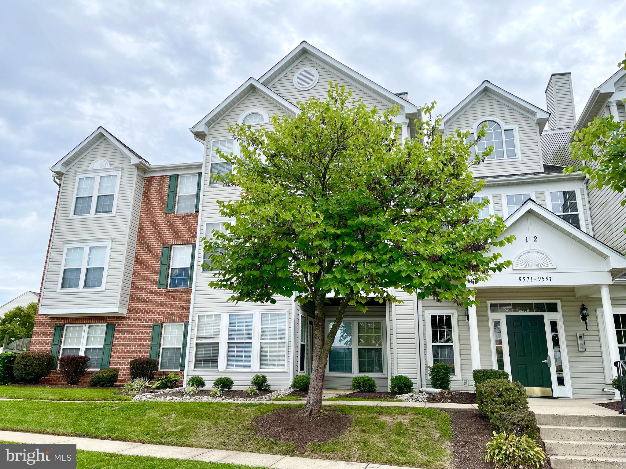 DEVONSHIRE AT WHITEMARSH - Residential Lease