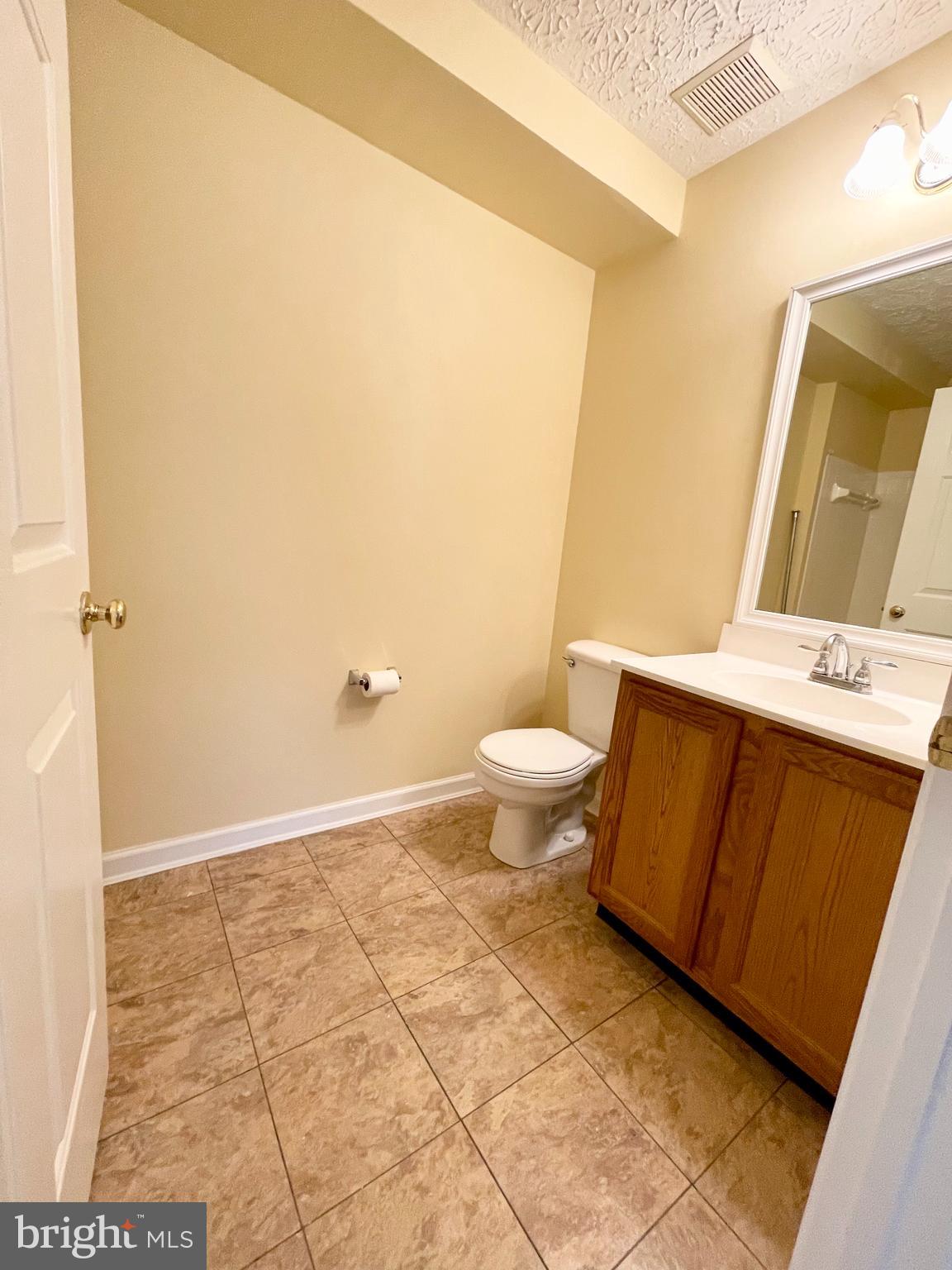 DEVONSHIRE AT WHITEMARSH - Residential Lease