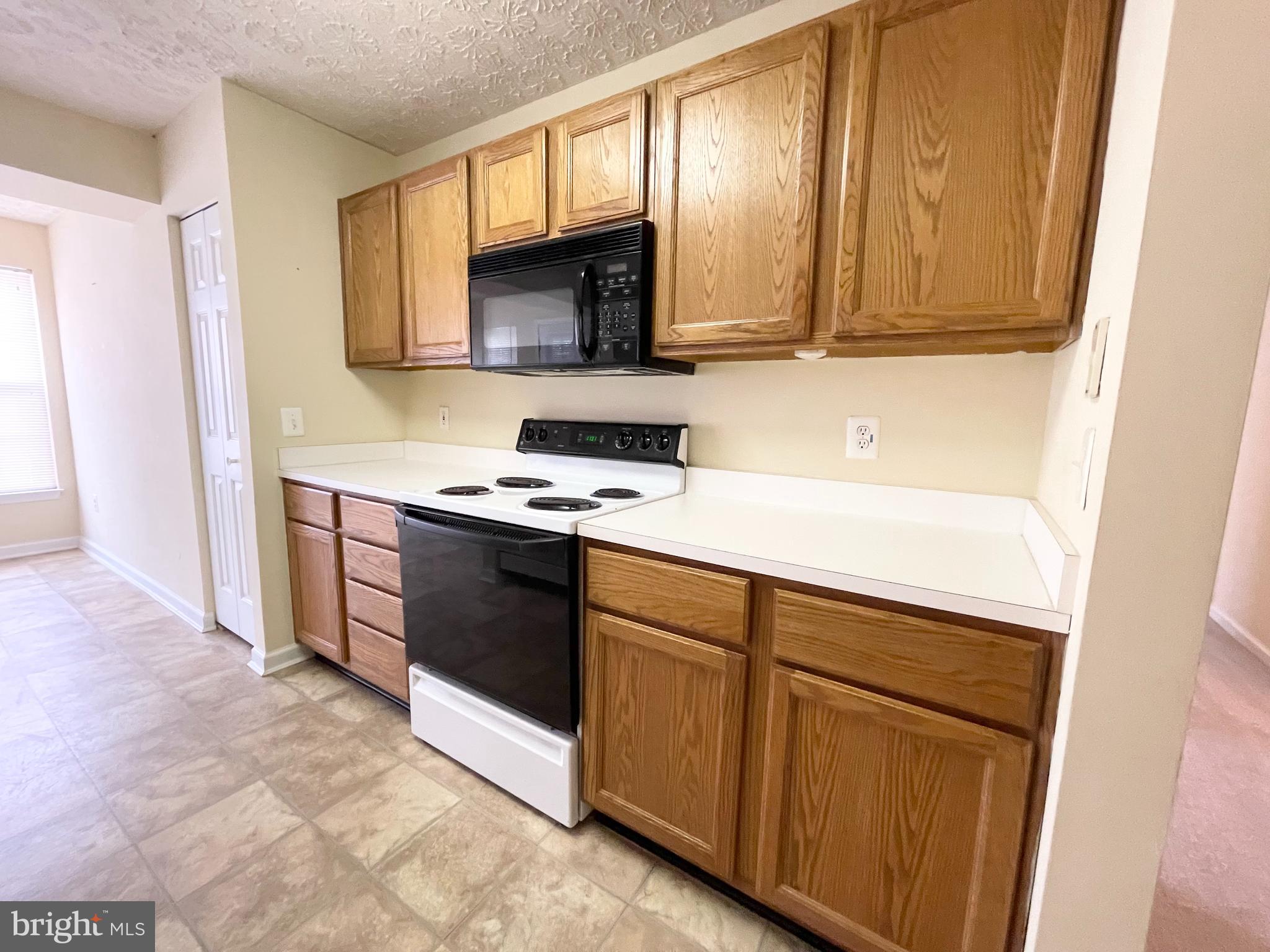 DEVONSHIRE AT WHITEMARSH - Residential Lease