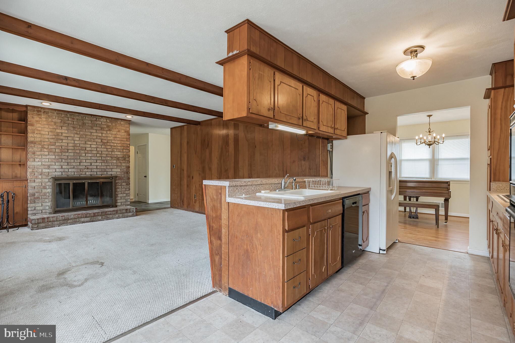 INDIAN QUEEN ESTATES - Residential