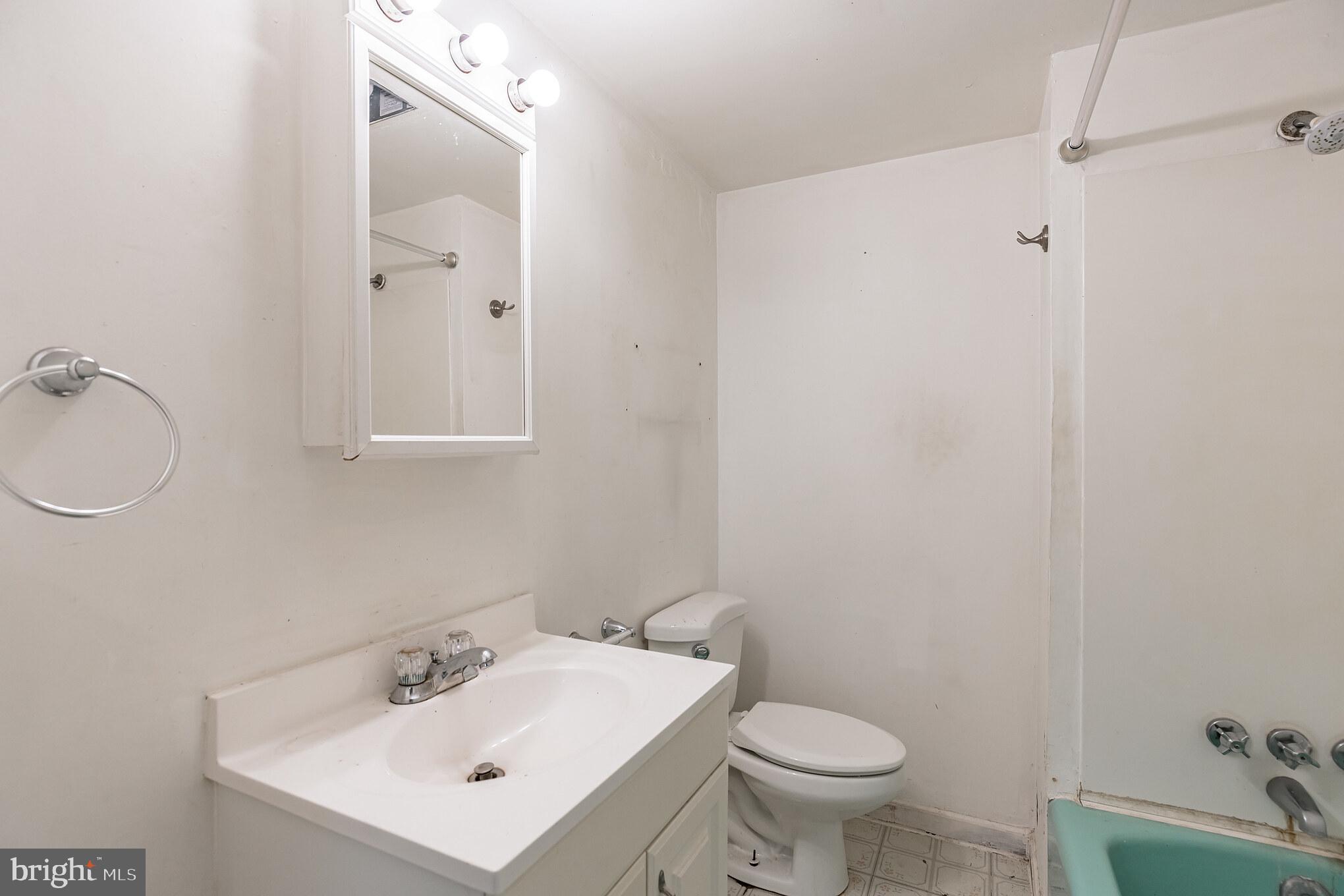 INDIAN QUEEN ESTATES - Residential