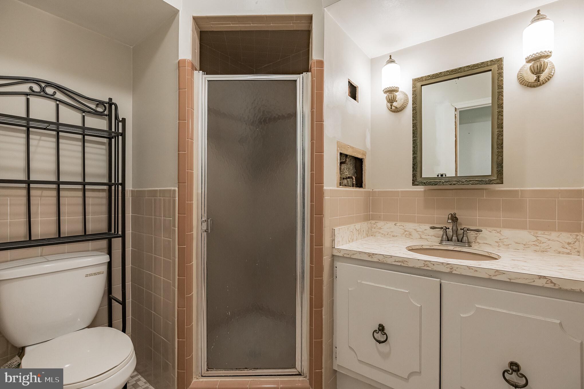 INDIAN QUEEN ESTATES - Residential