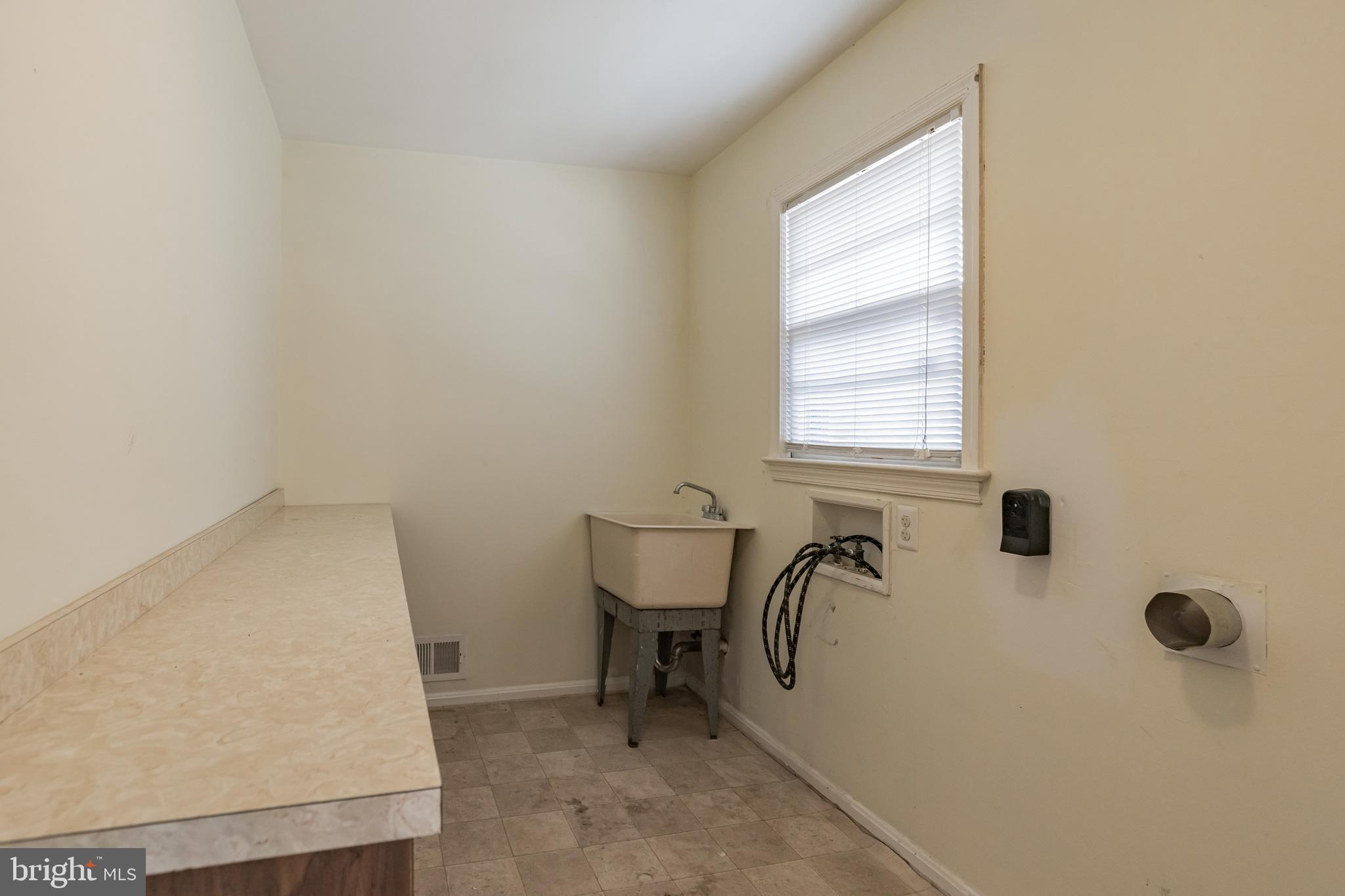 INDIAN QUEEN ESTATES - Residential