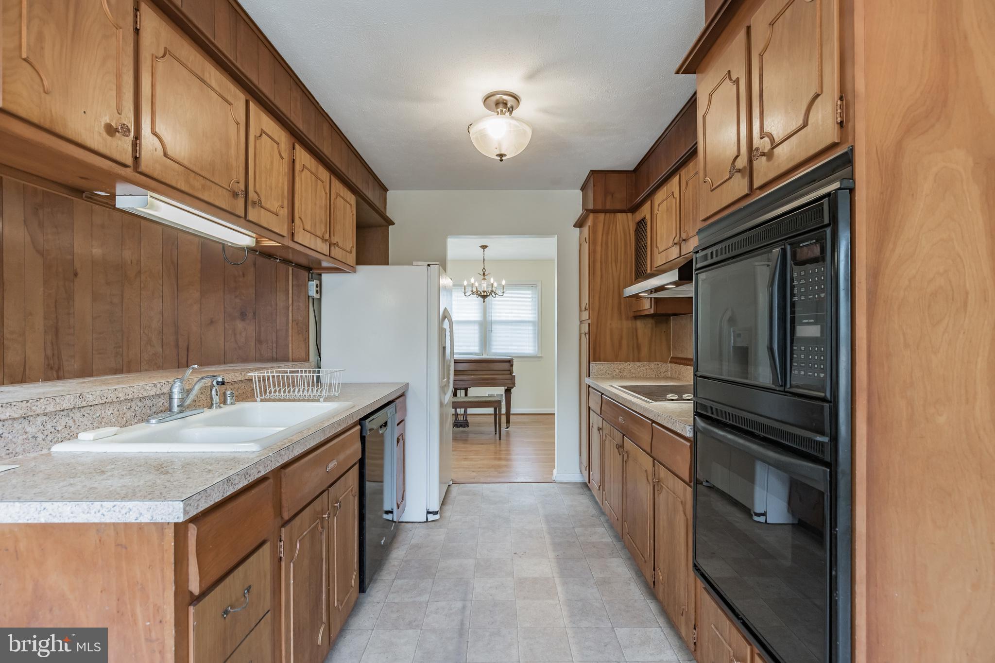 INDIAN QUEEN ESTATES - Residential