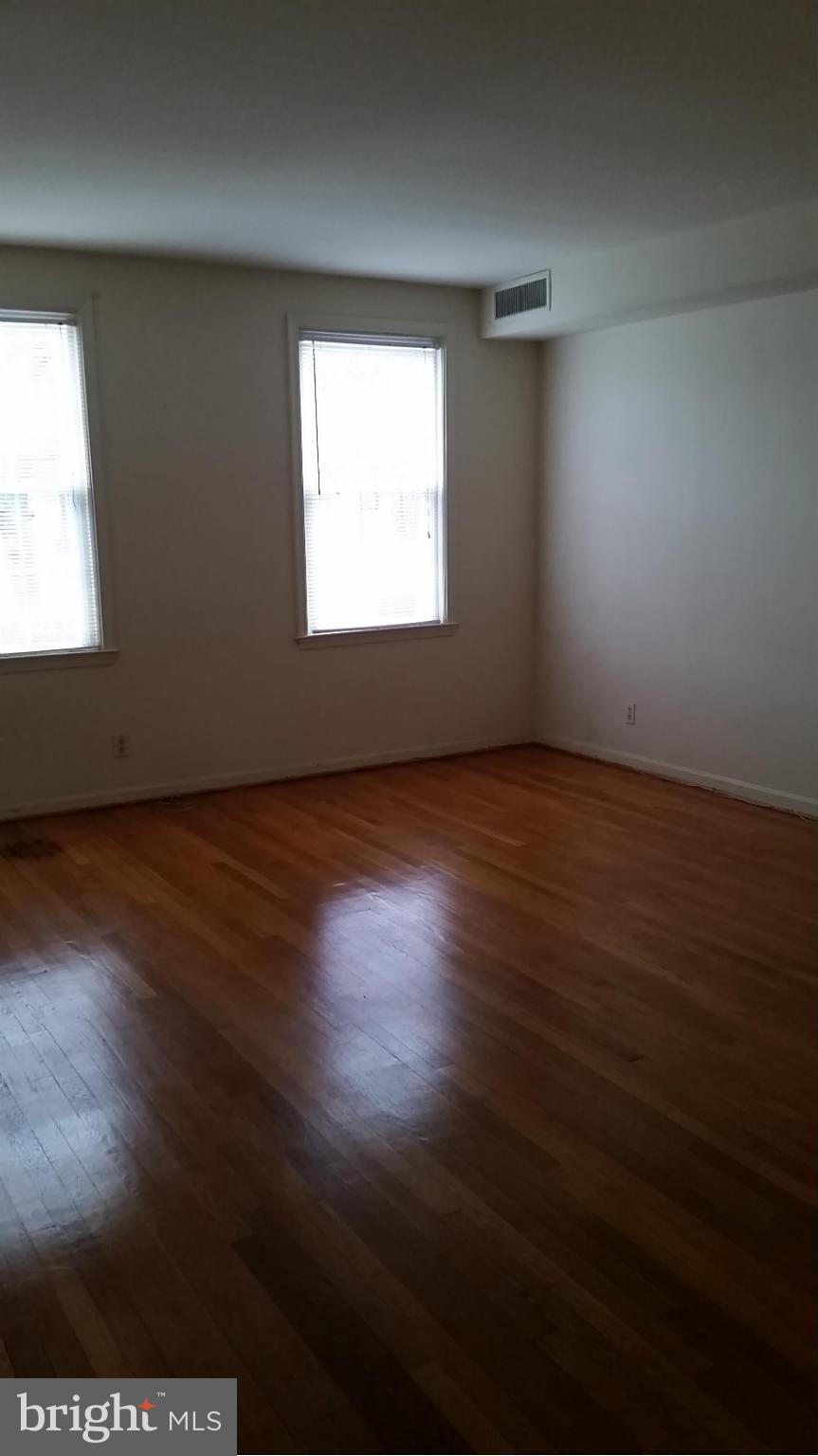 STATION PLACE - Residential Lease