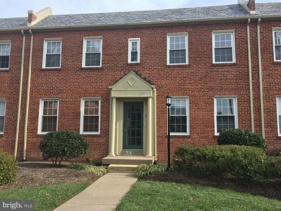 STATION PLACE - Residential Lease