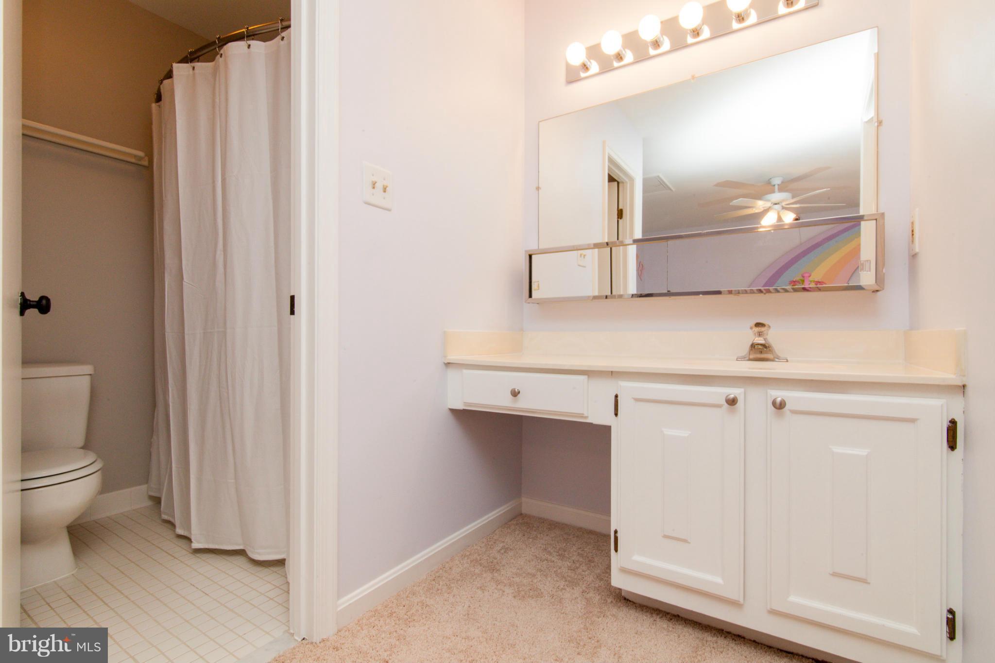 CHARING CROSS - Residential