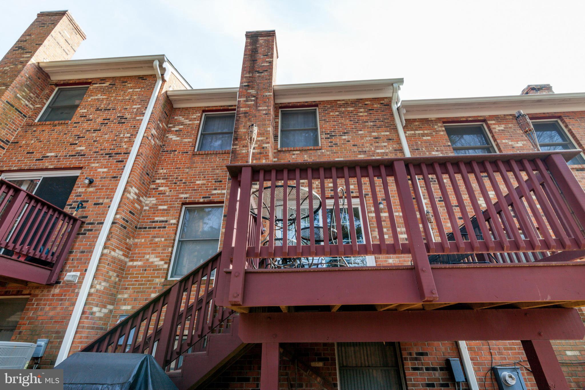 CHARING CROSS - Residential