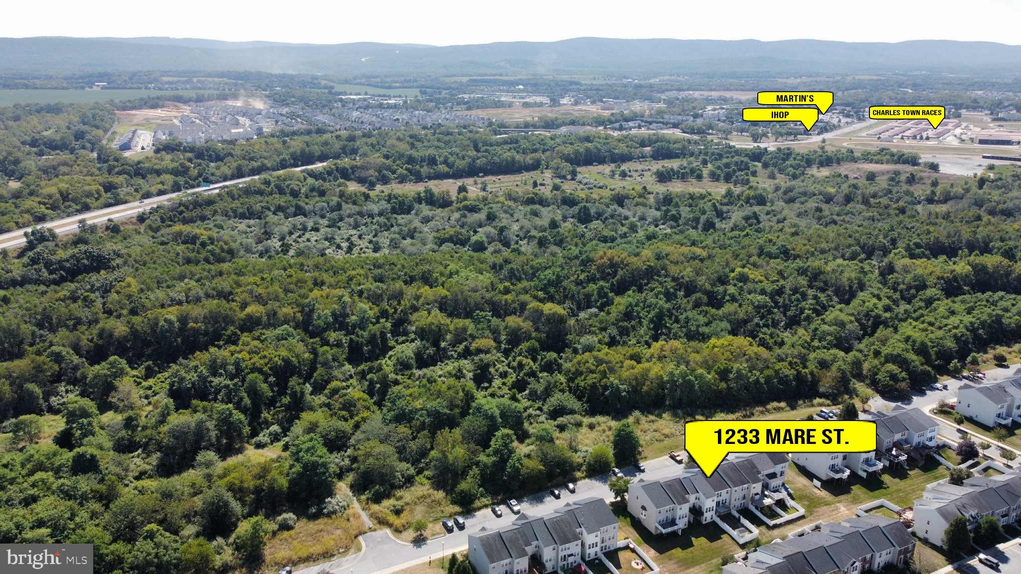 LAKELAND PLACE - Residential