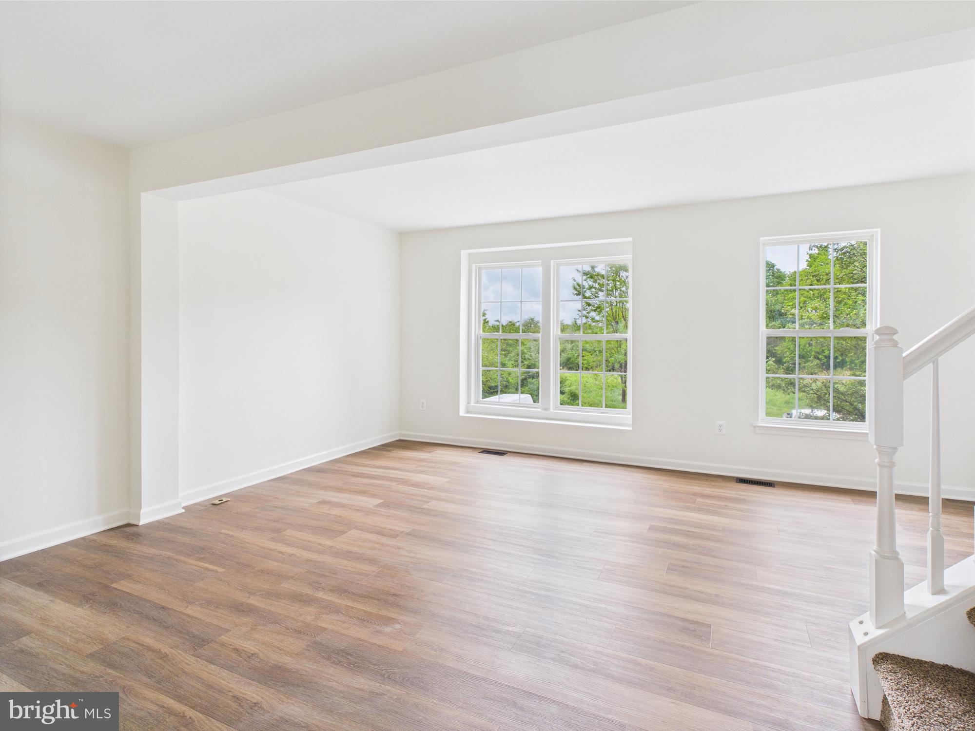 LAKELAND PLACE - Residential