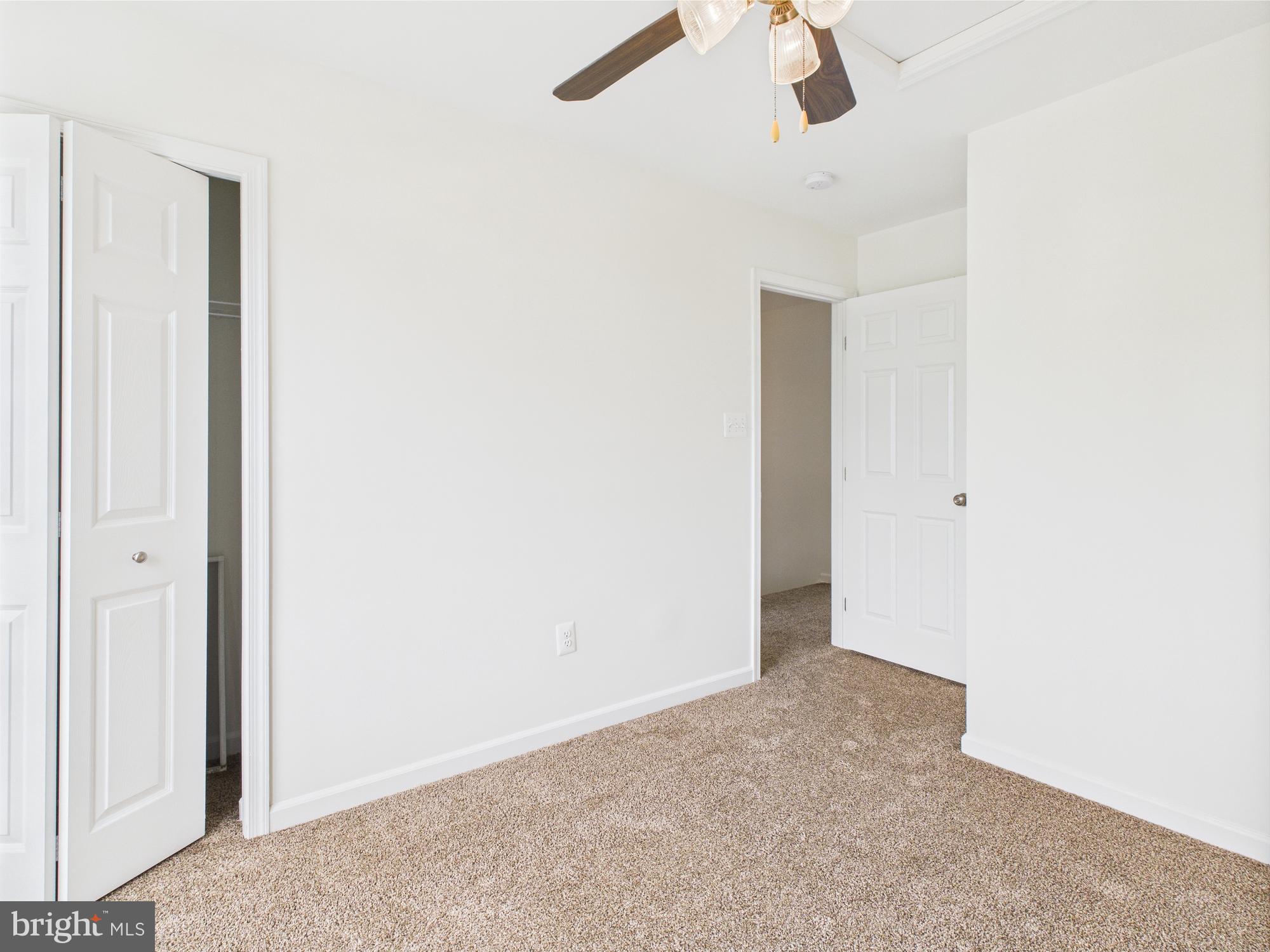 LAKELAND PLACE - Residential