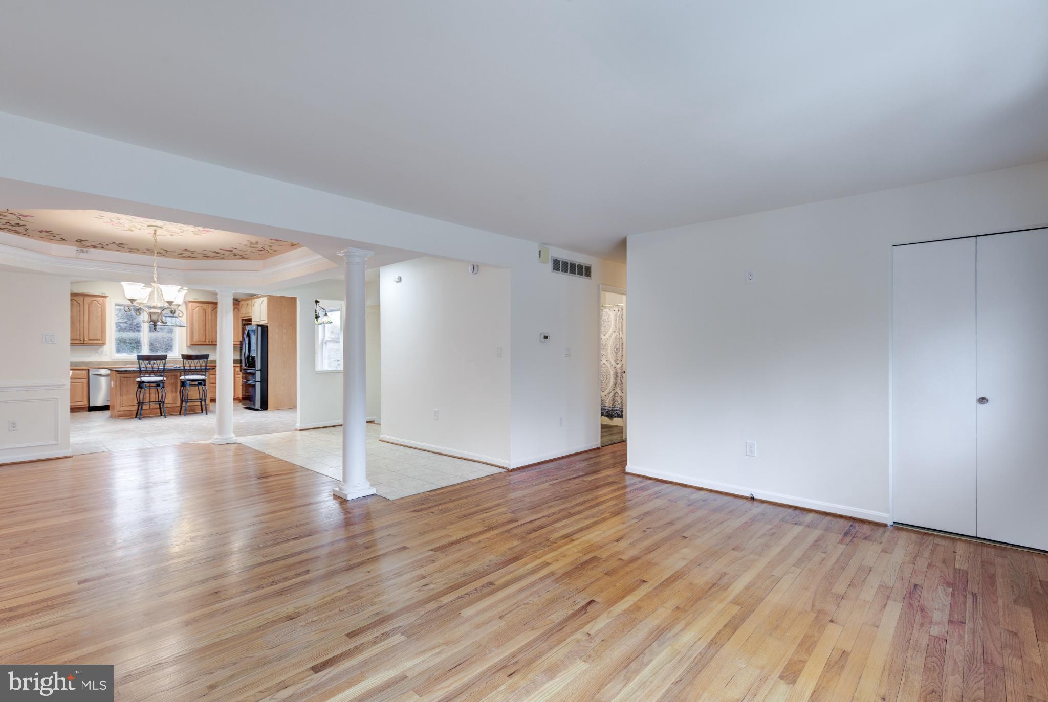 MERRYMAN HEIGHTS - Residential