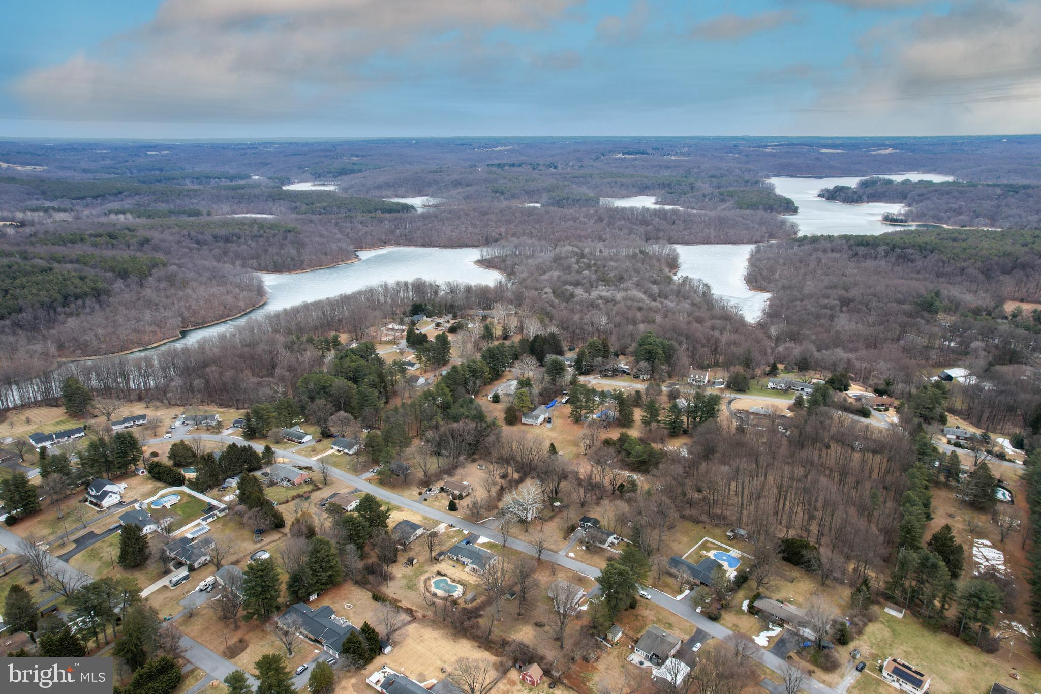 MERRYMAN HEIGHTS - Residential