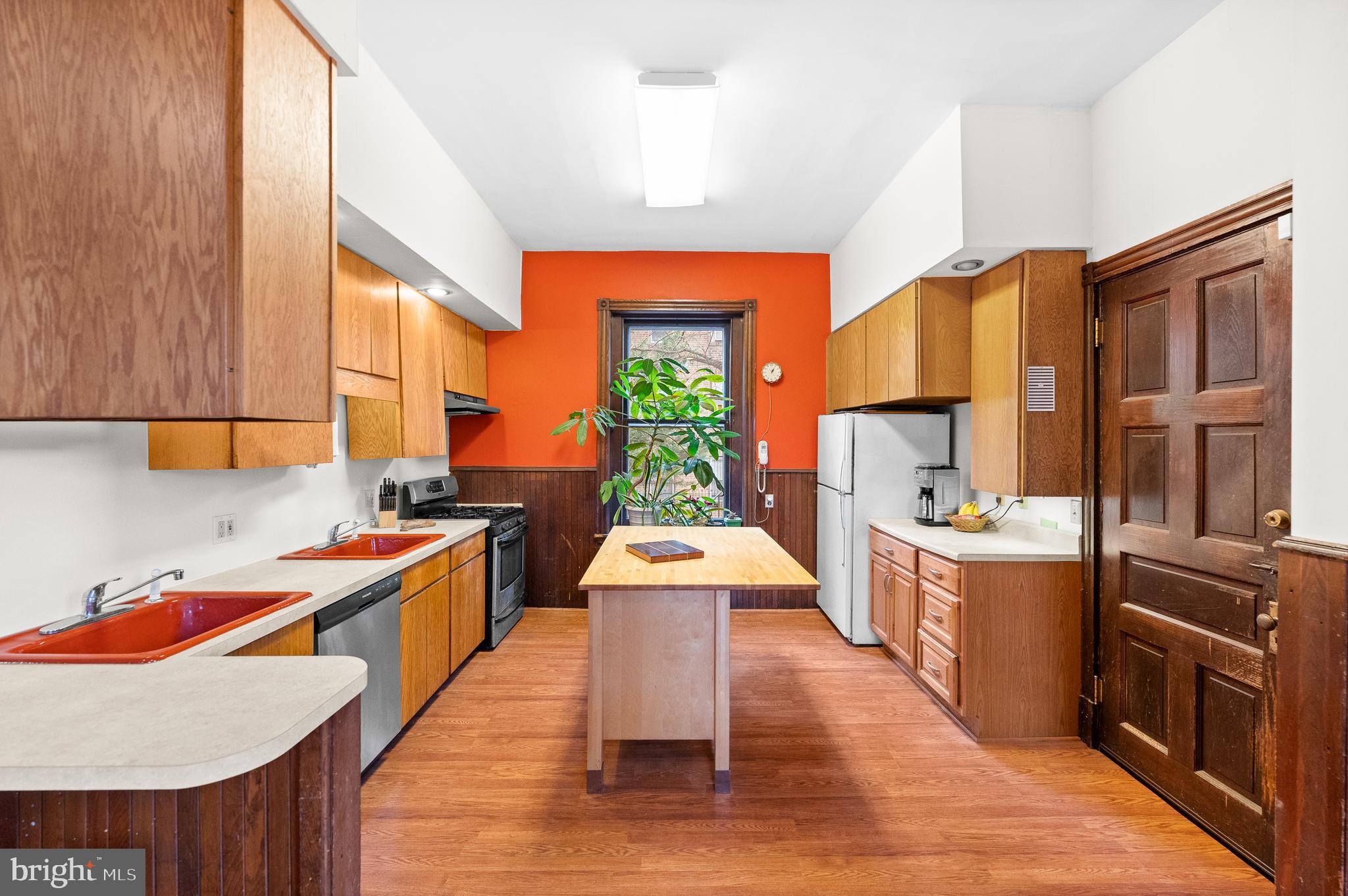 UNIVERSITY CITY - Residential