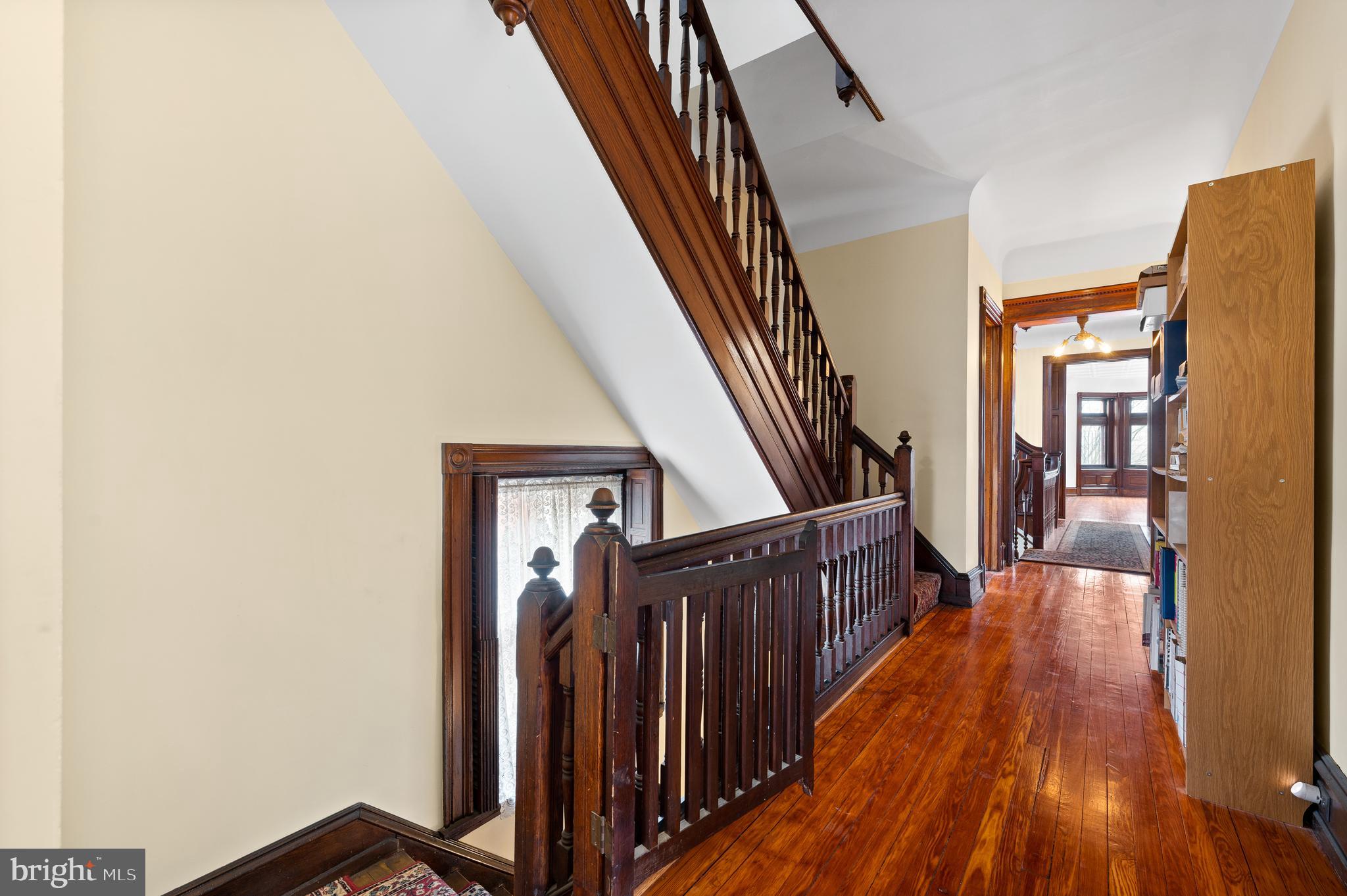 UNIVERSITY CITY - Residential