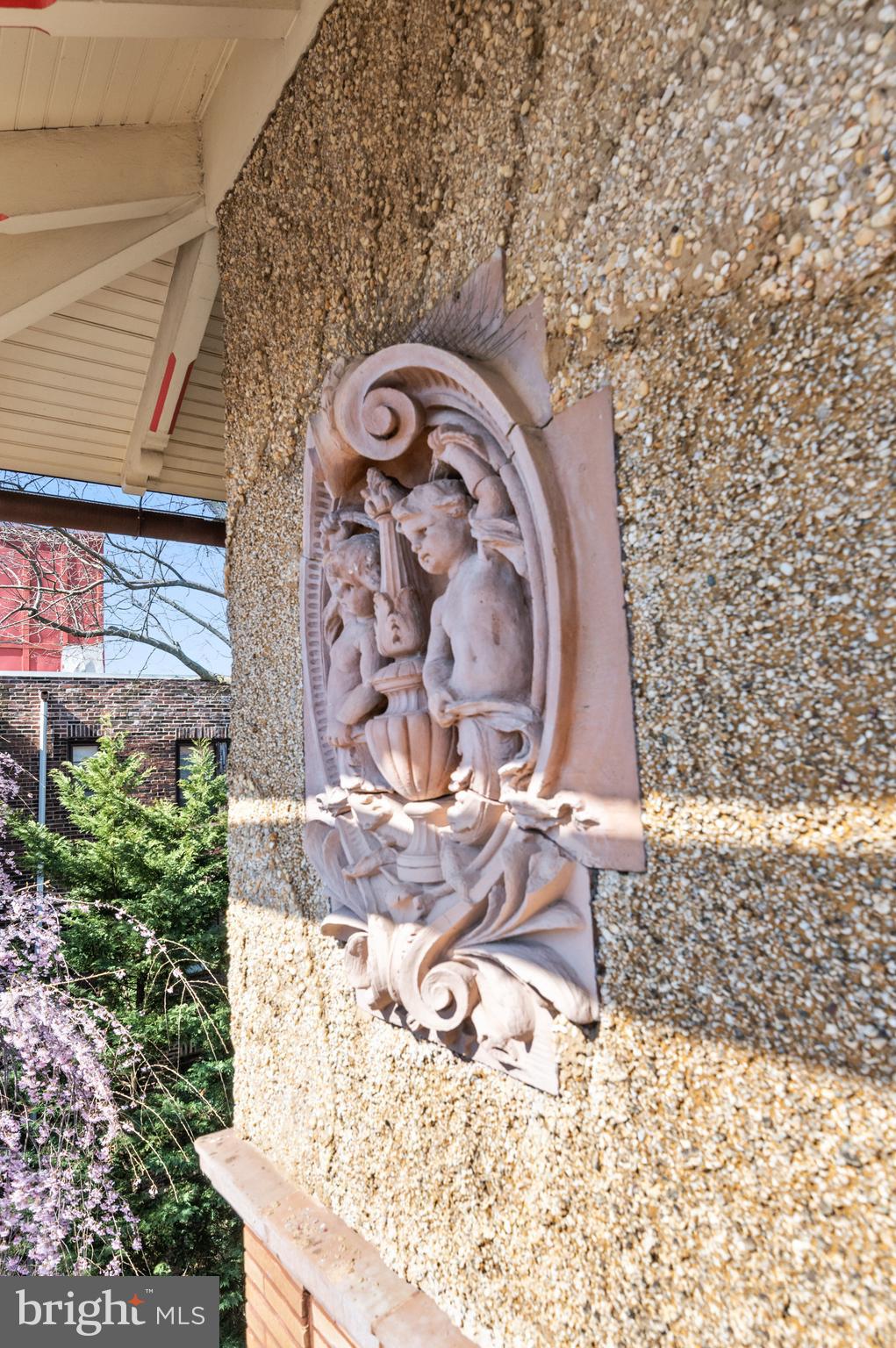 UNIVERSITY CITY - Residential