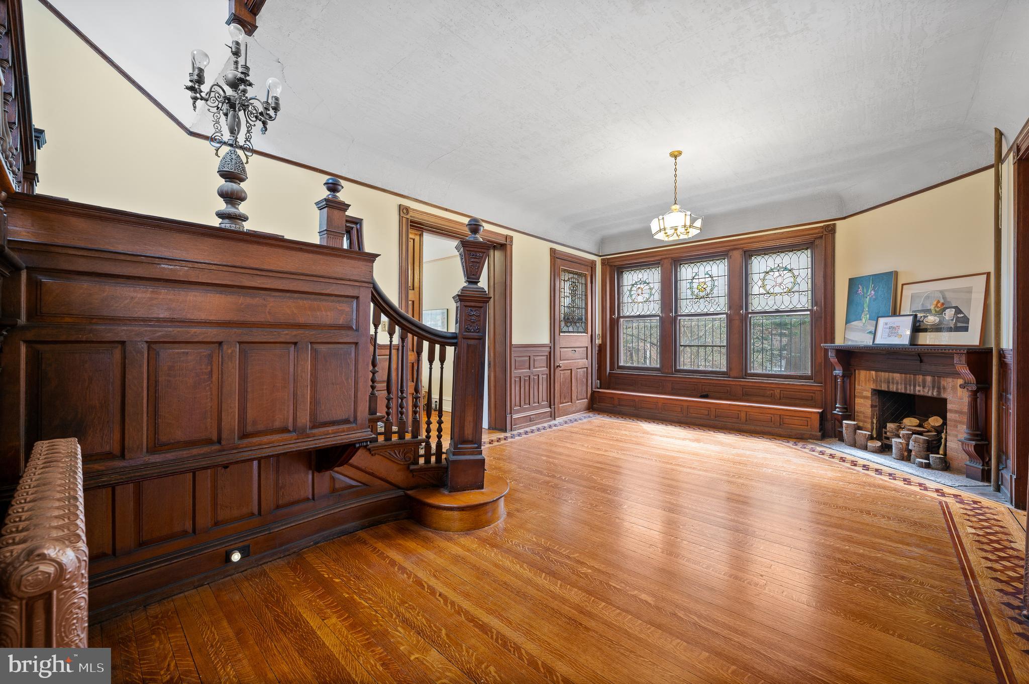 UNIVERSITY CITY - Residential