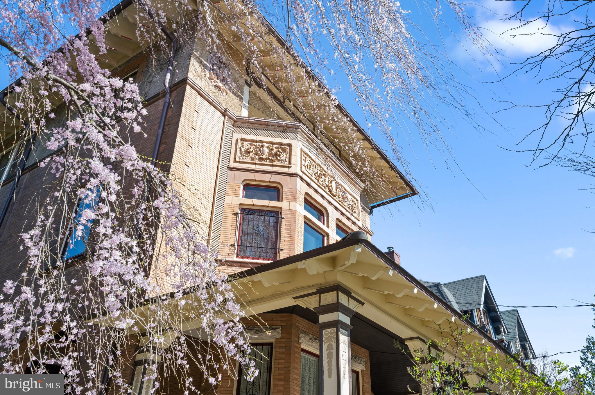 UNIVERSITY CITY - Residential