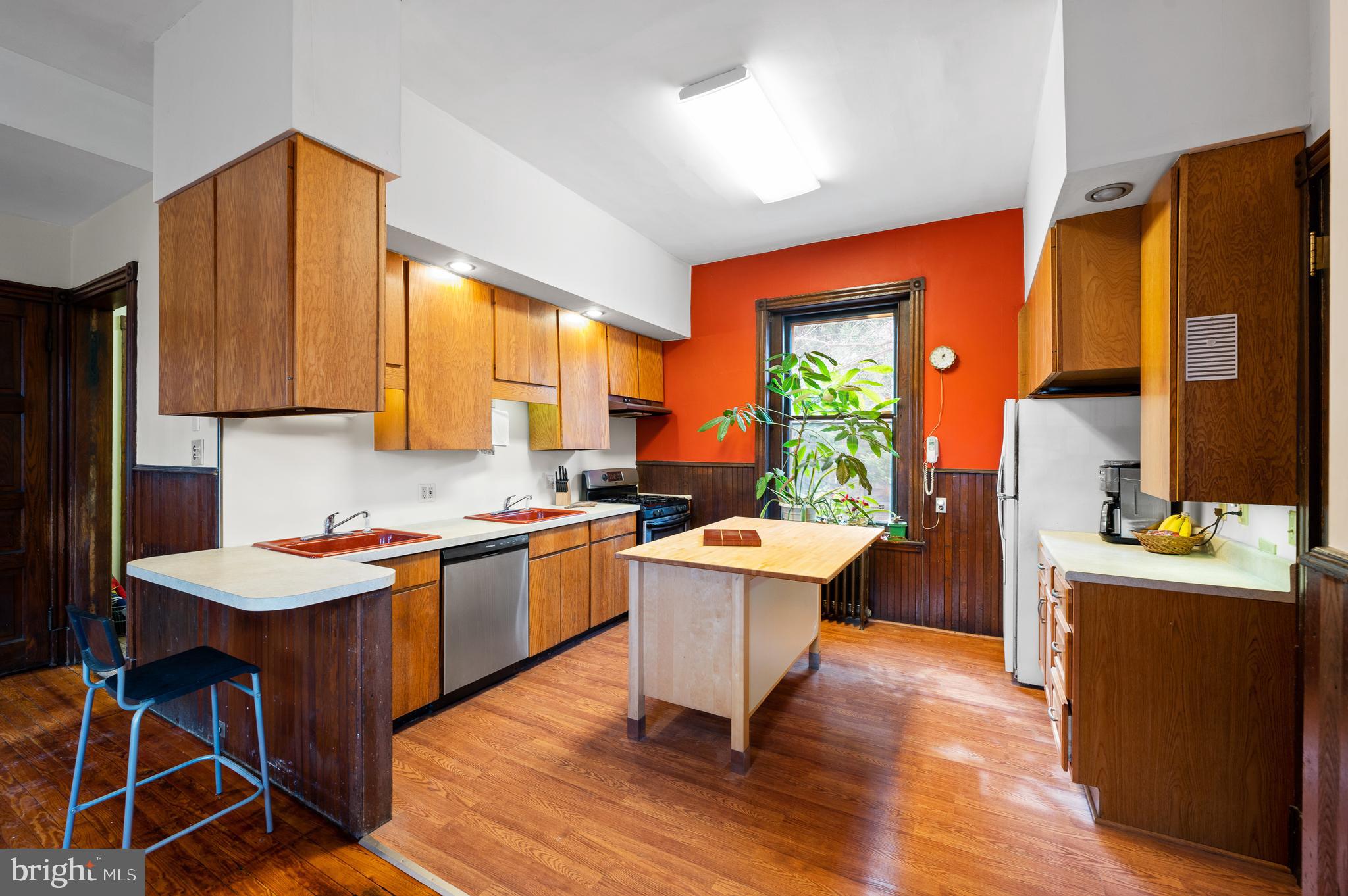 UNIVERSITY CITY - Residential