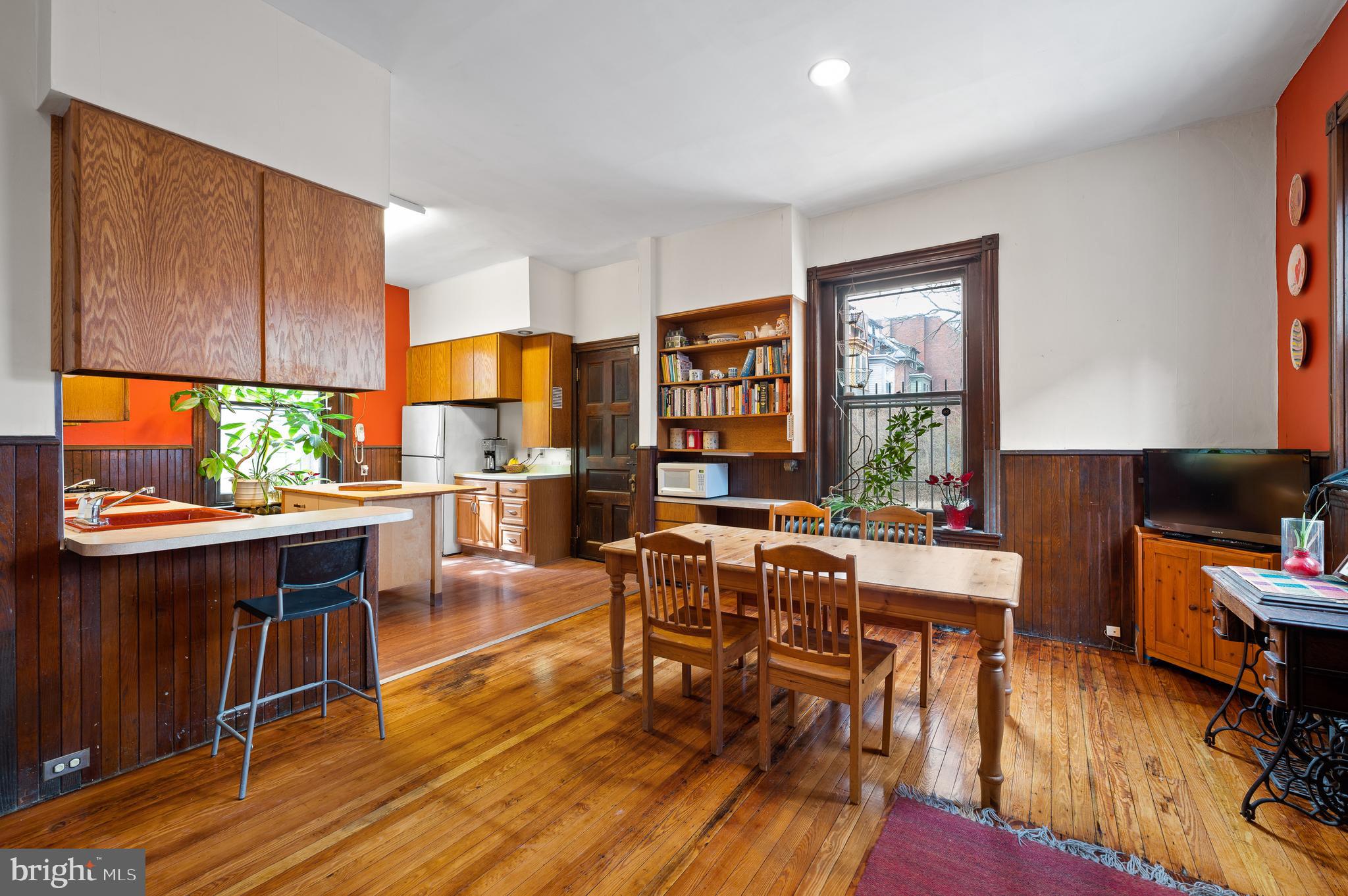 UNIVERSITY CITY - Residential