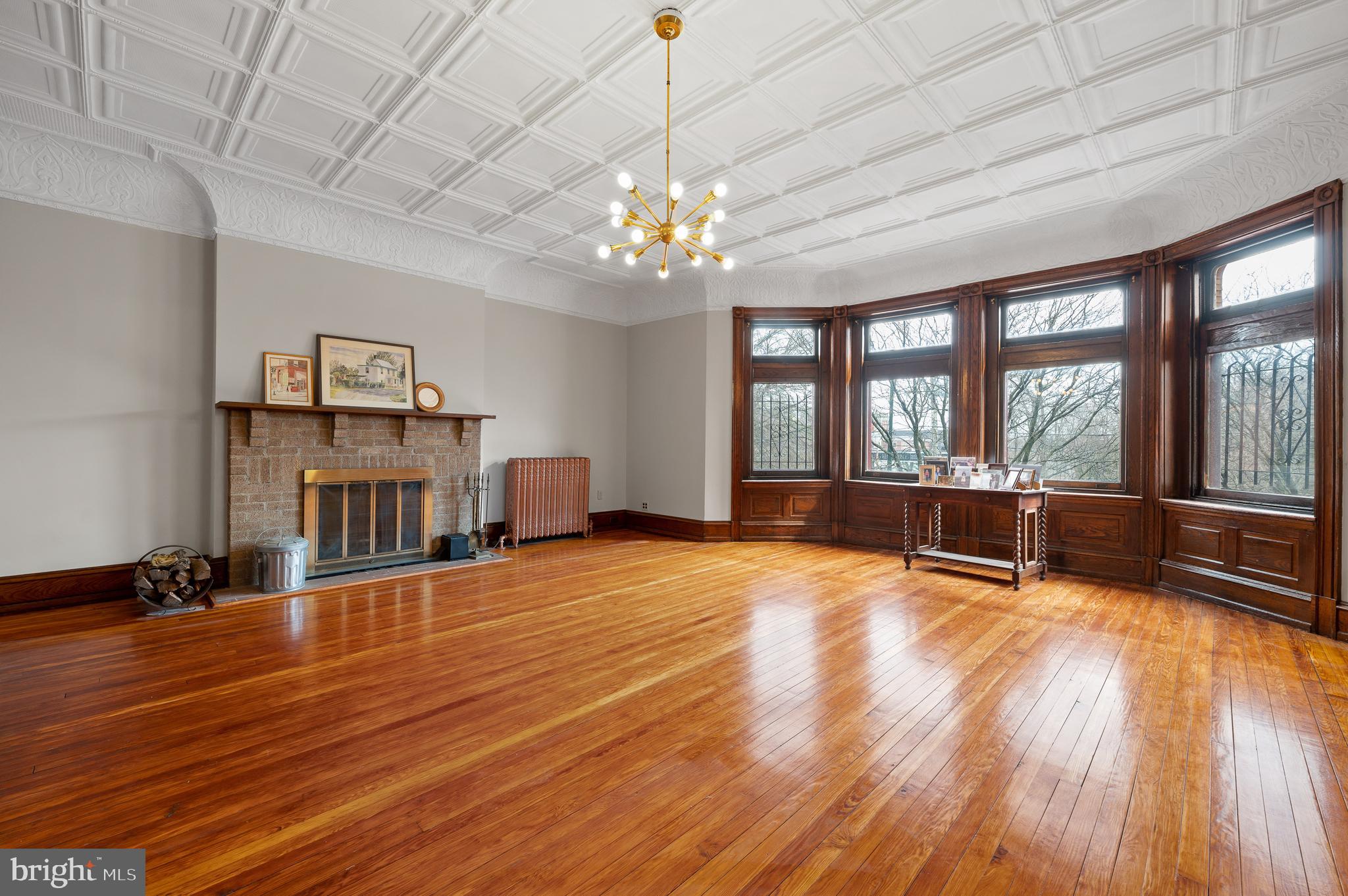 UNIVERSITY CITY - Residential