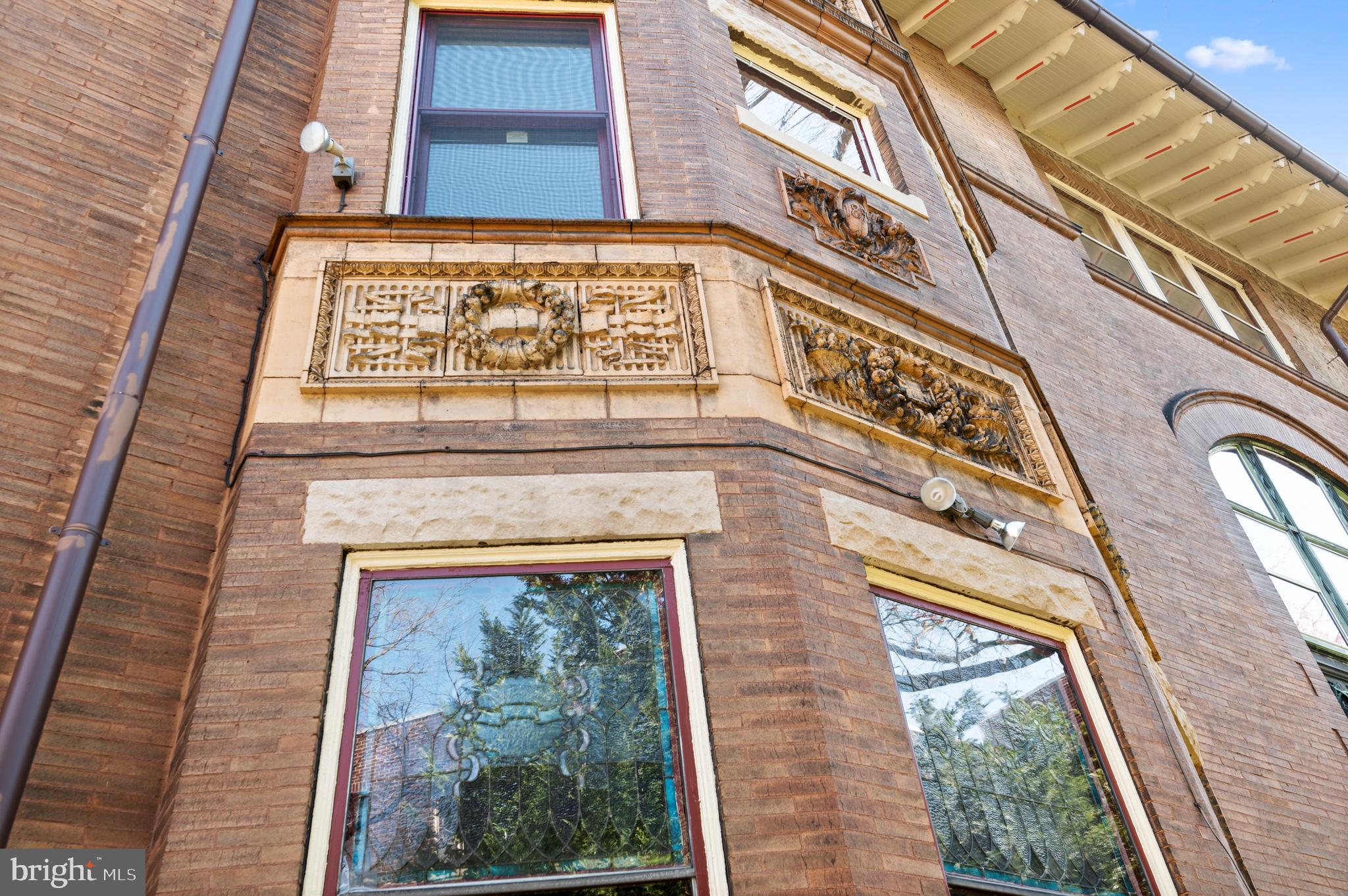 UNIVERSITY CITY - Residential