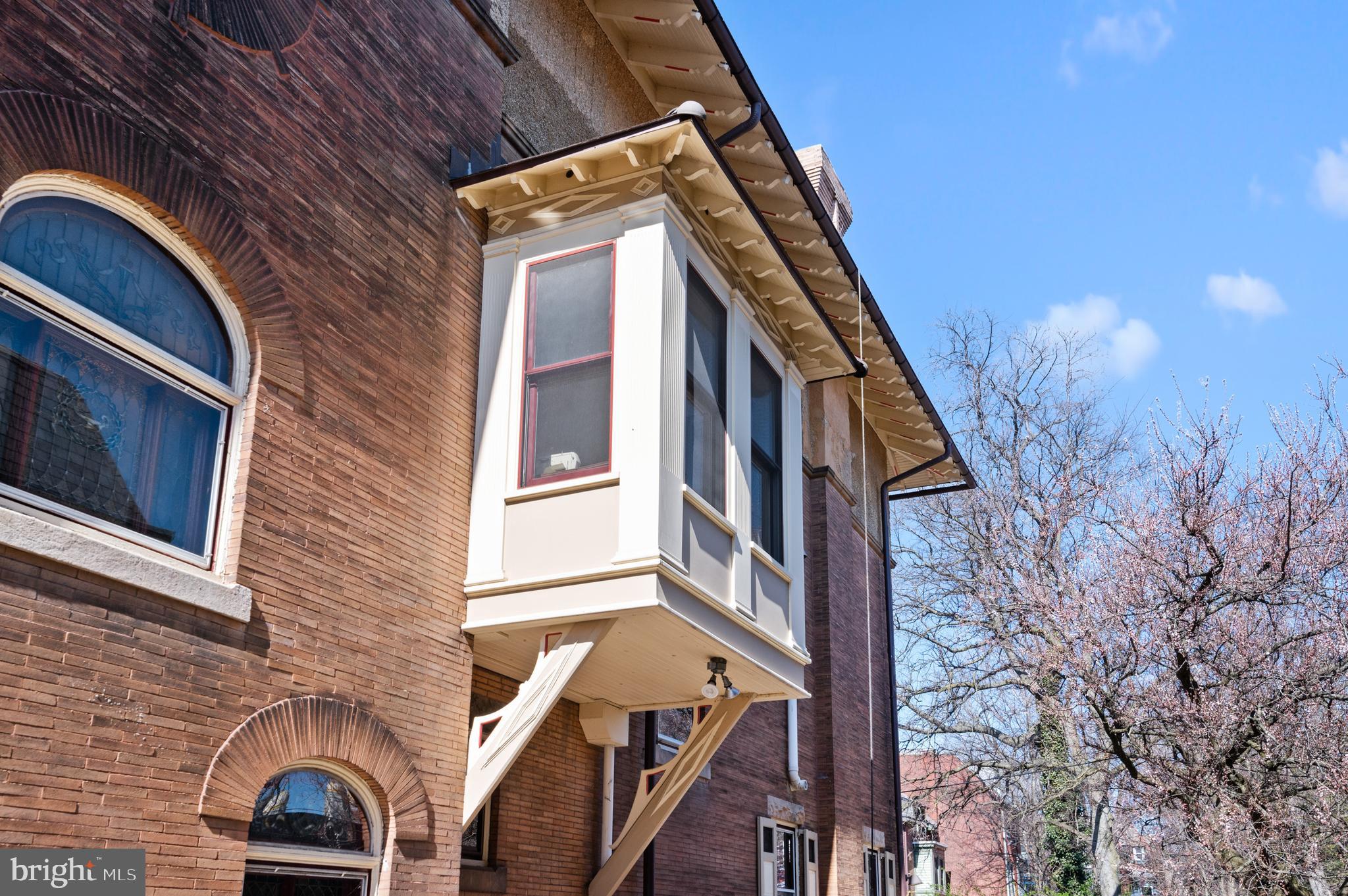 UNIVERSITY CITY - Residential