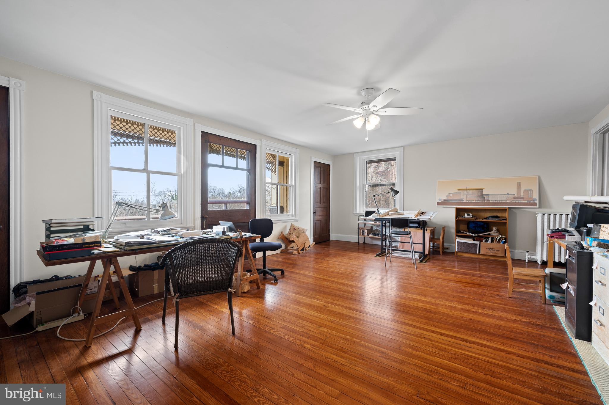 UNIVERSITY CITY - Residential