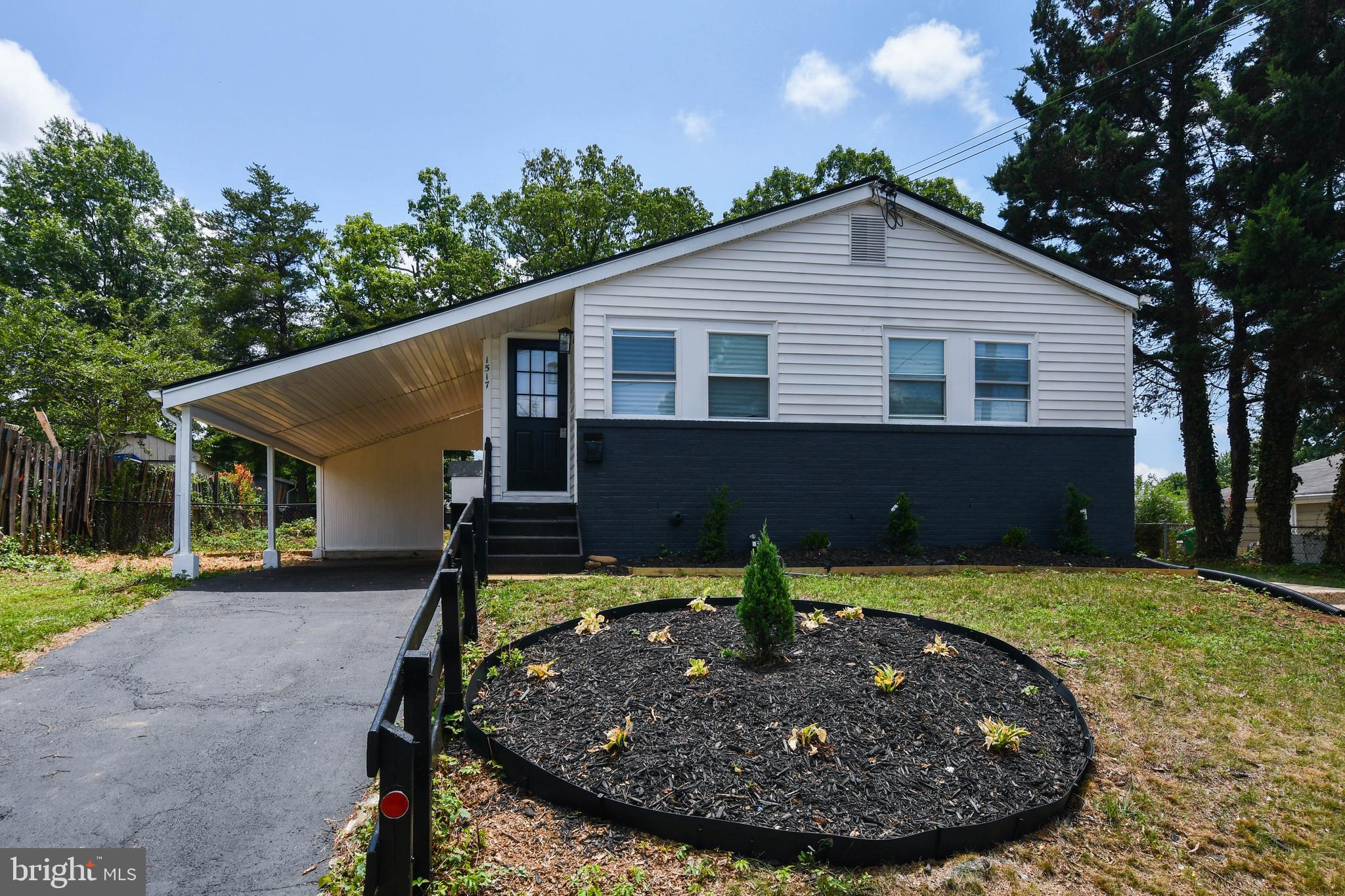 1517 COLONY ROAD