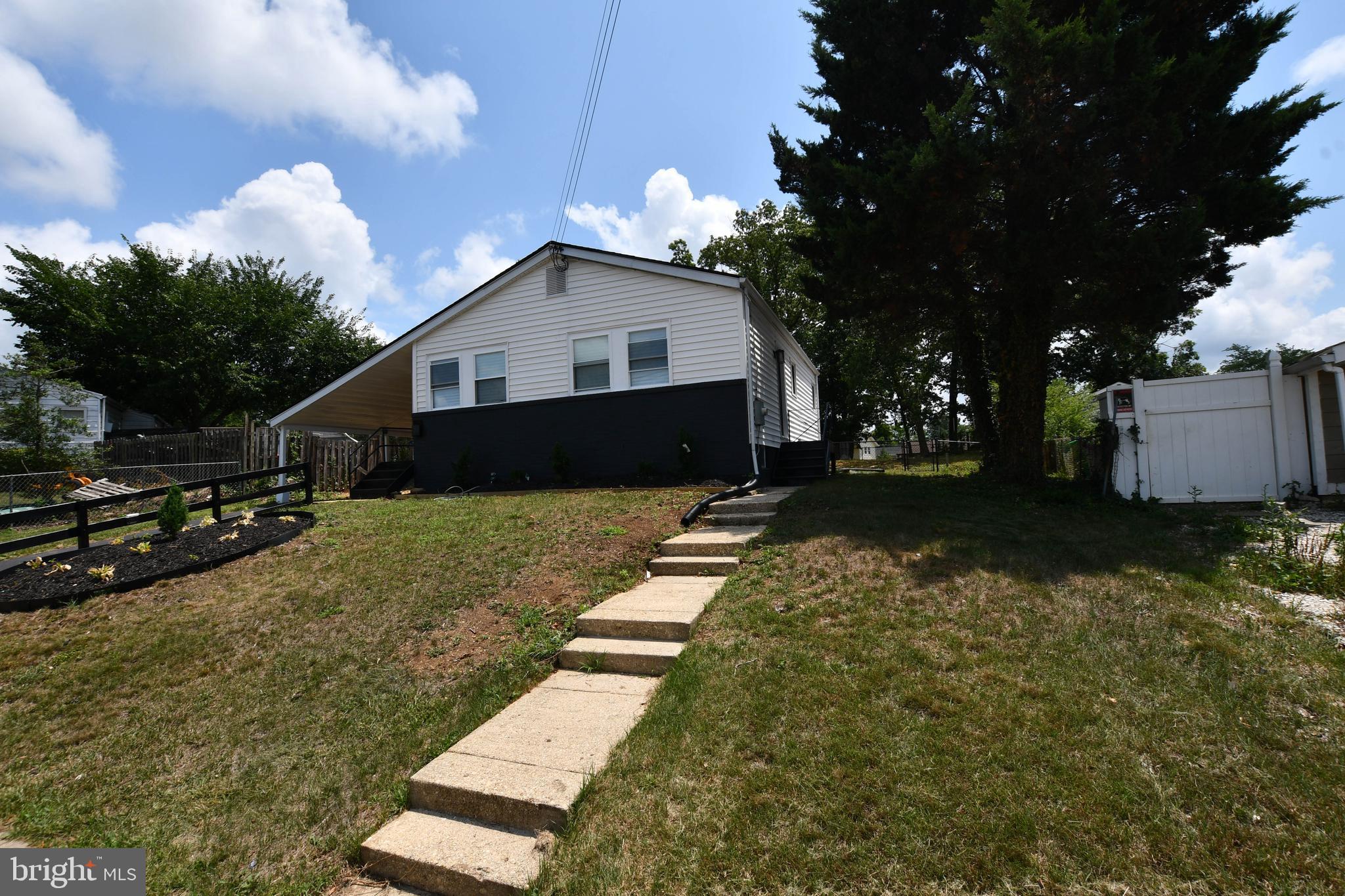 1517 COLONY ROAD