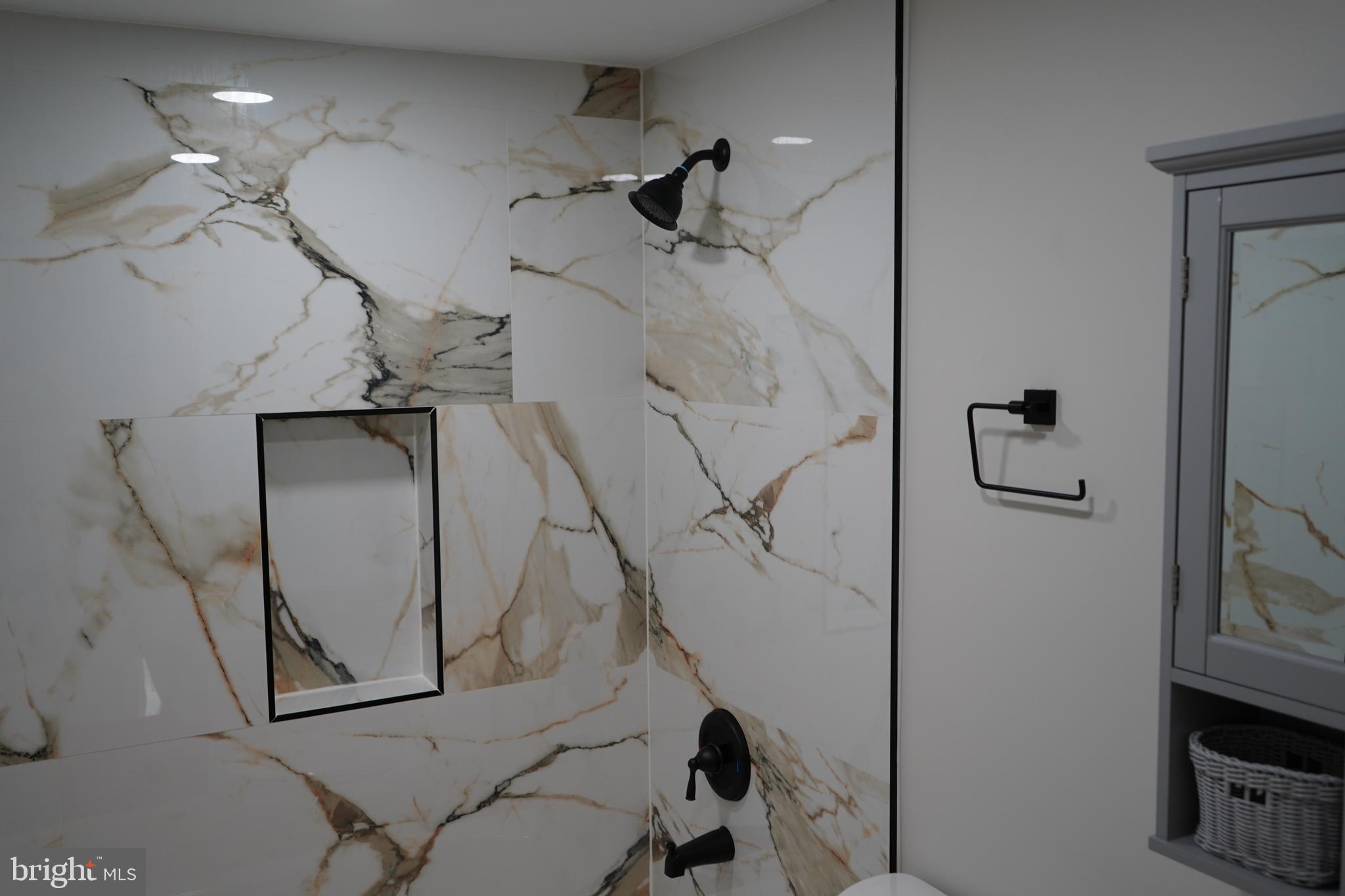 FOREST HEIGHTS - Residential