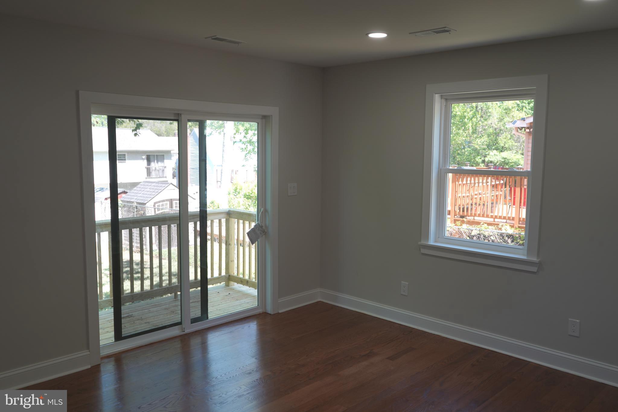 FOREST HEIGHTS - Residential