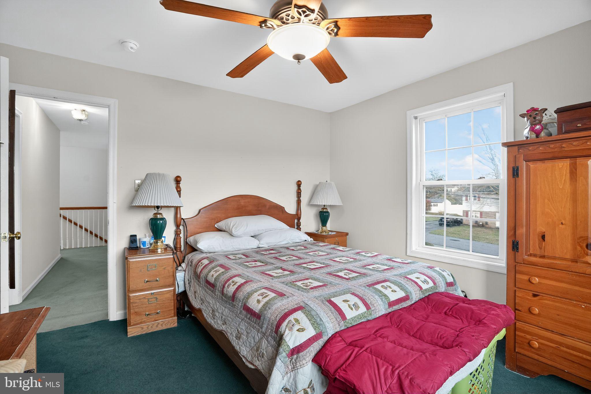 COLONIAL FARMS - Residential